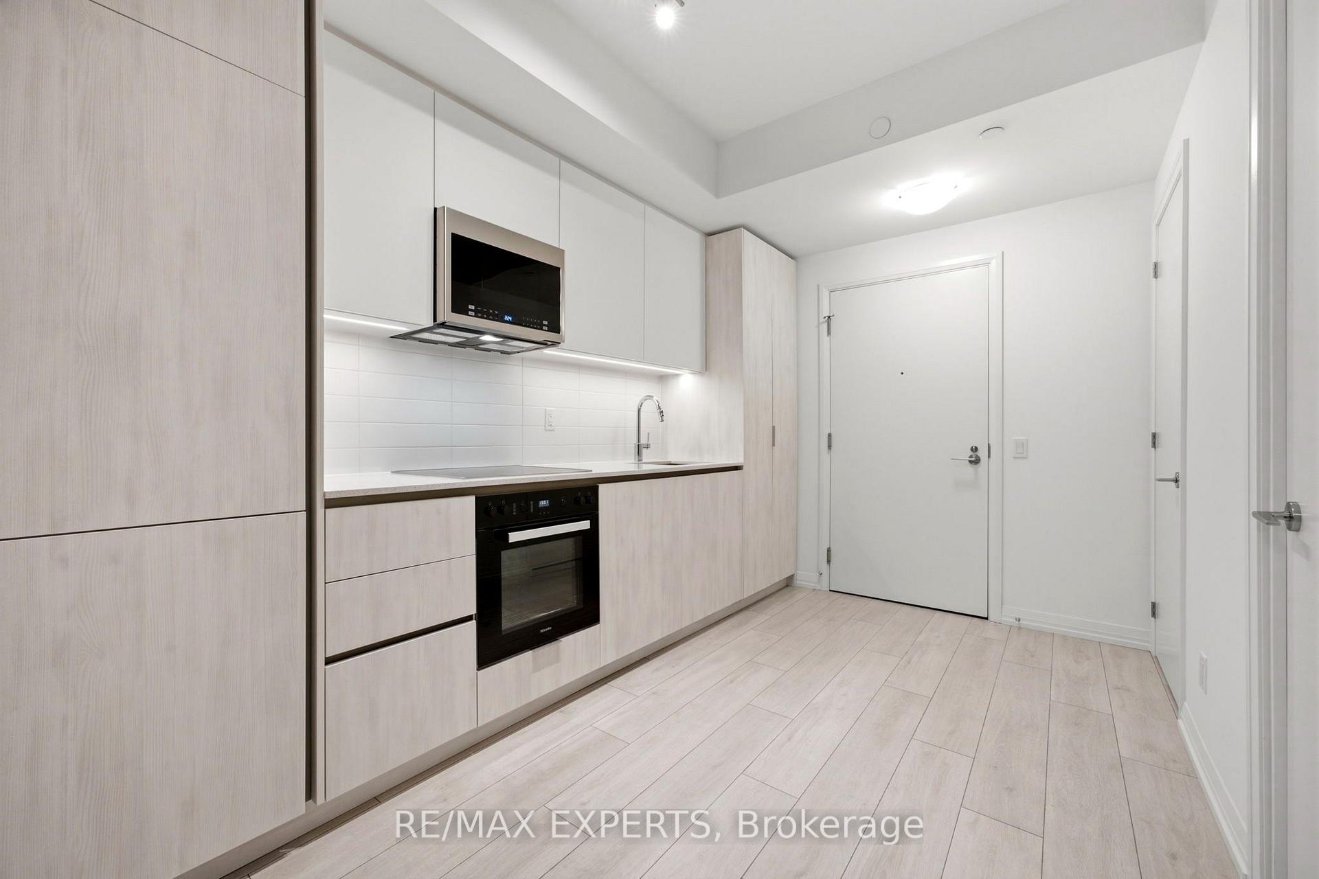 Photo 5 of Unit 1028, 400 King Street, Toronto, Waterfront Communities — HOMEH