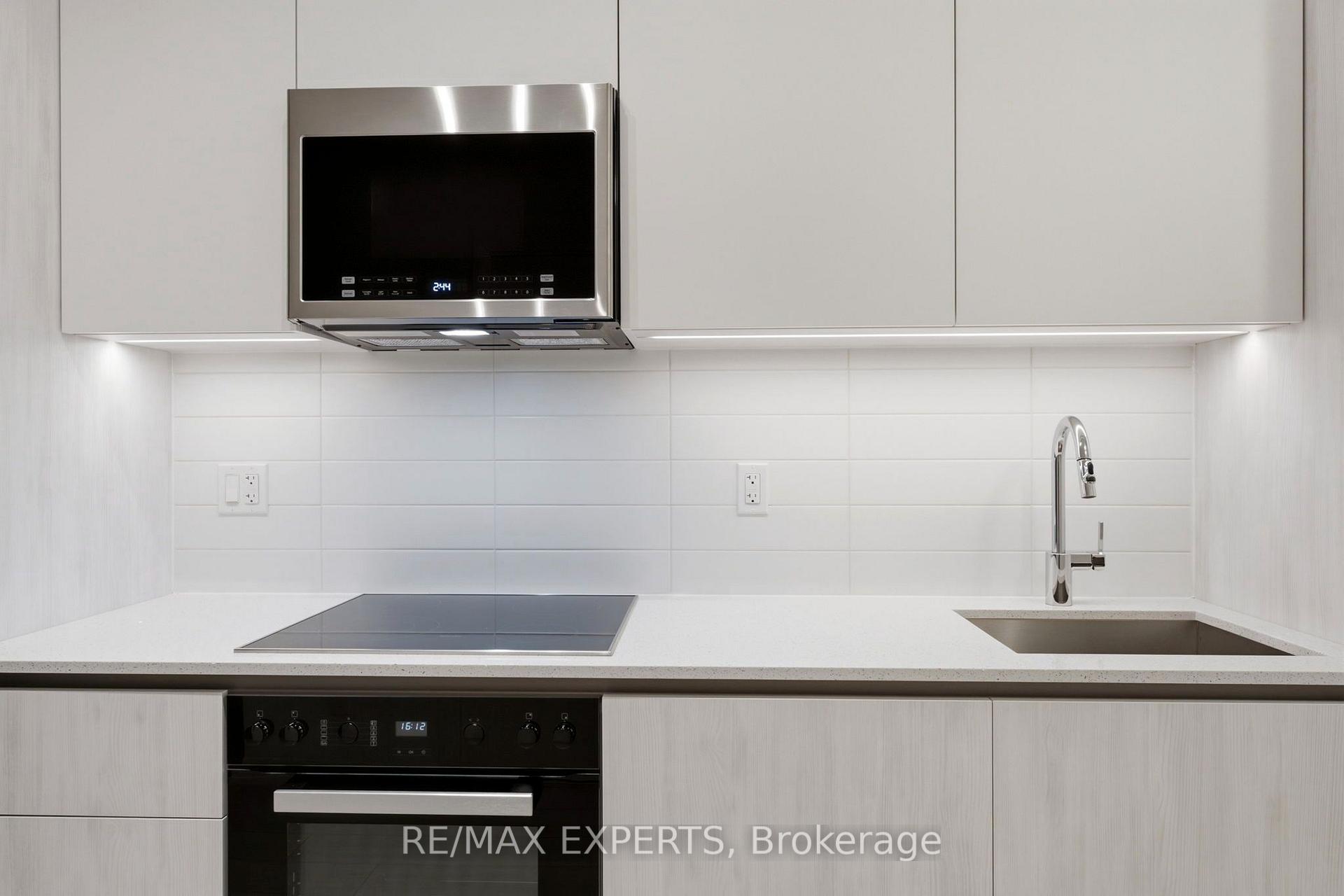 Photo 9 of Unit 1028, 400 King Street, Toronto, Waterfront Communities — HOMEH