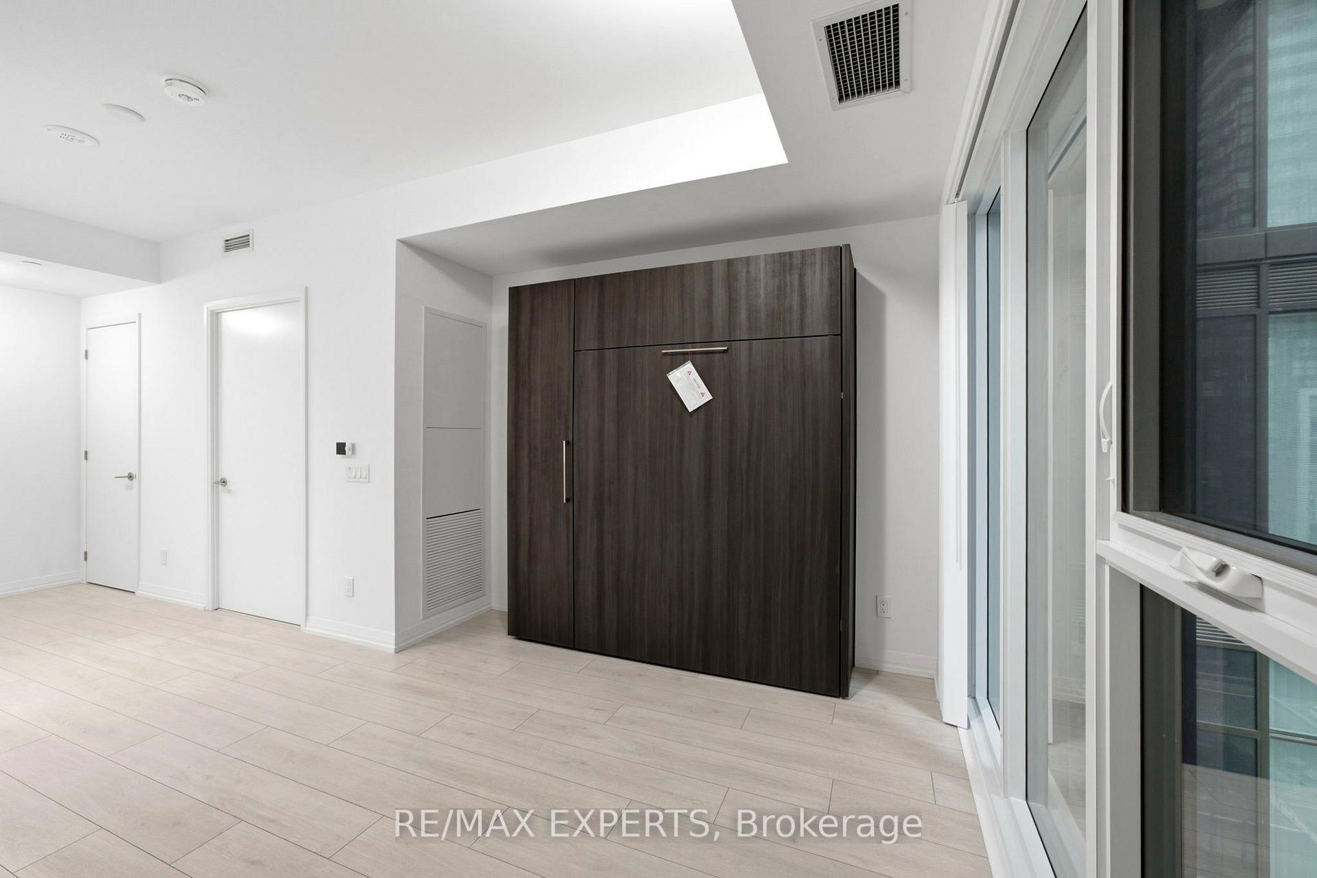 Photo 15 of Unit 1028, 400 King Street, Toronto, Waterfront Communities — HOMEH