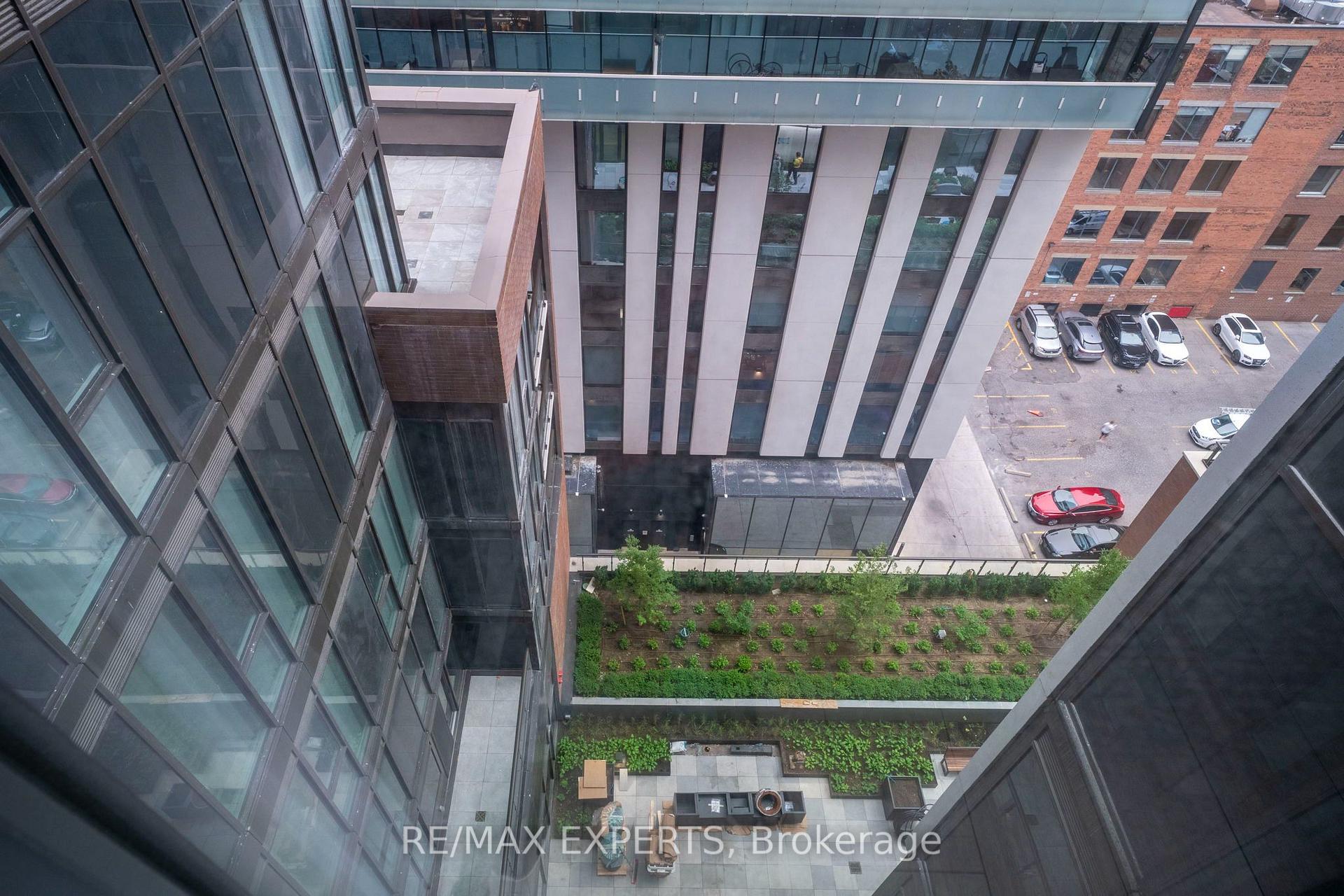 Photo 22 of Unit 1028, 400 King Street, Toronto, Waterfront Communities — HOMEH