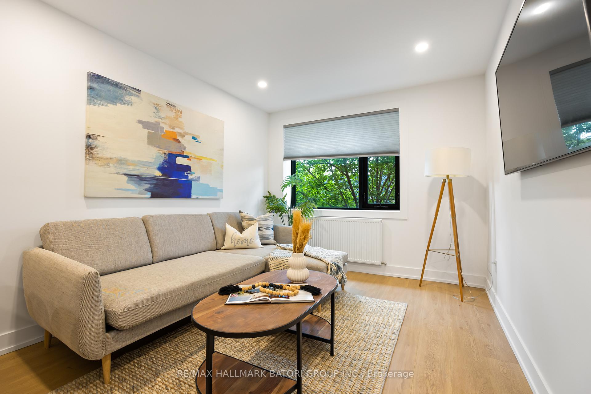 Photo 8 of Unit A, 357 Eglinton Avenue, Toronto, Yonge-Eglinton — HOMEH