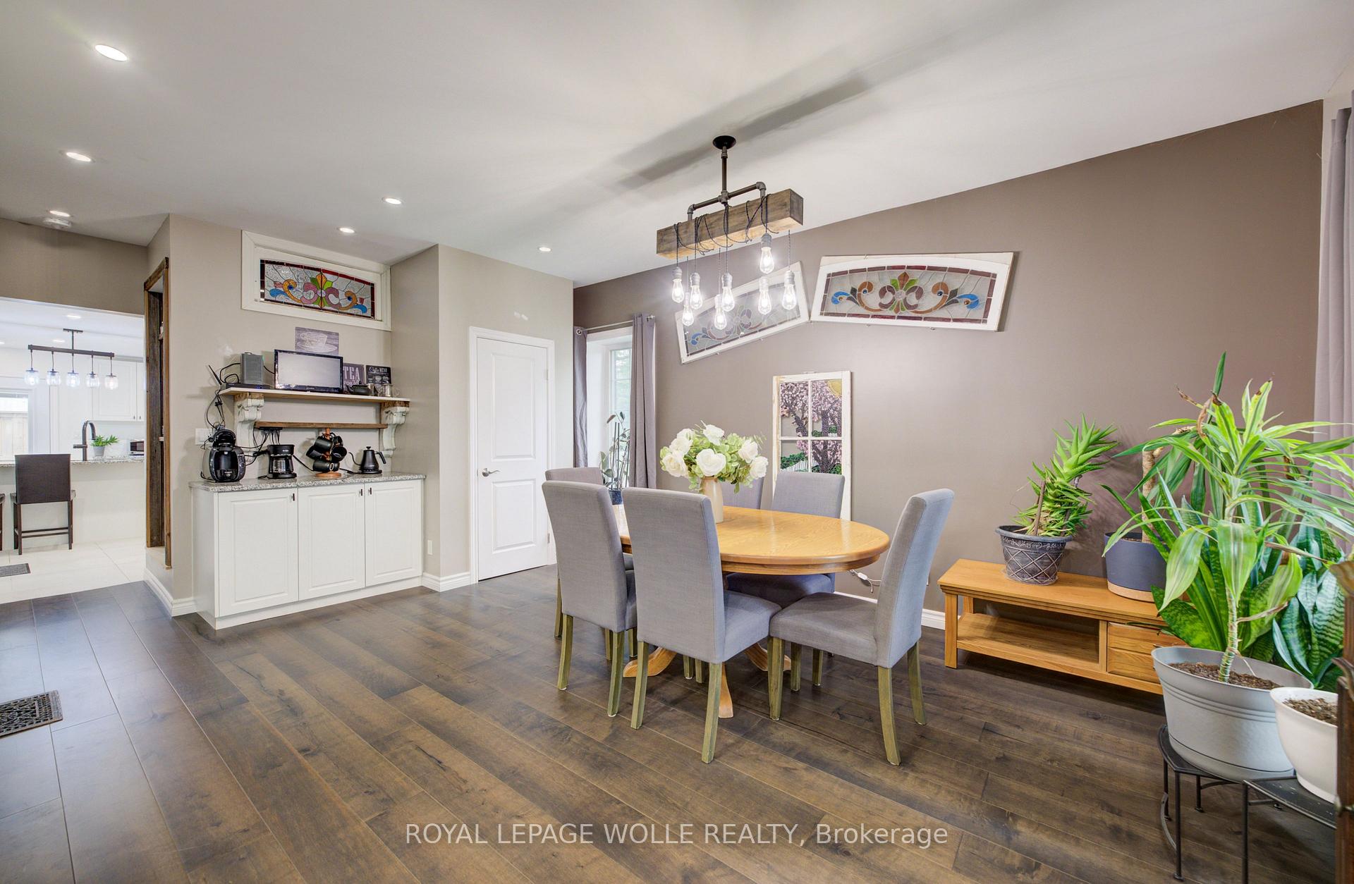 Photo 7 of 5106 Ament Line, Wellesley — HOMEH
