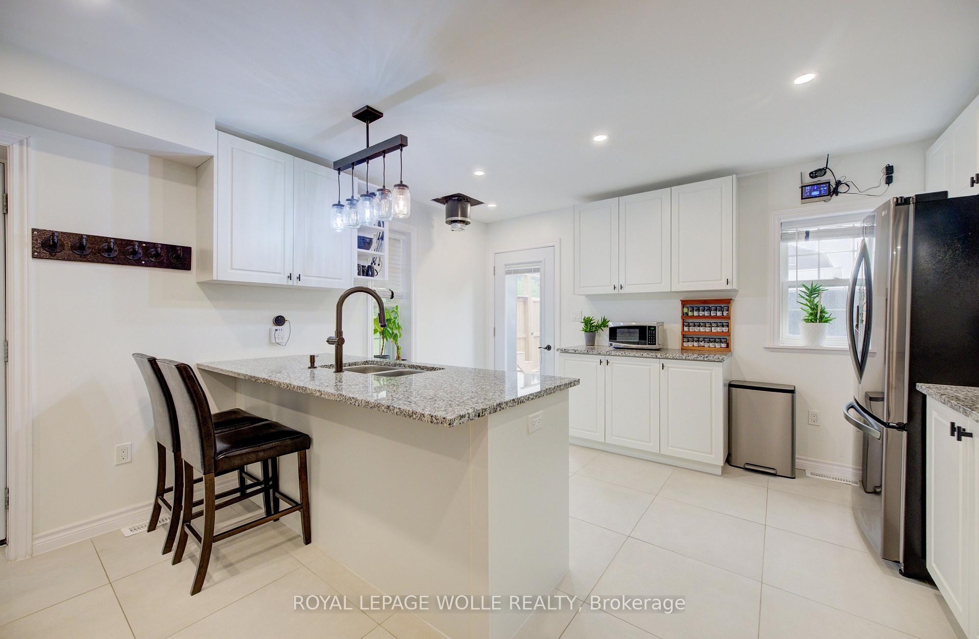 Photo 16 of 5106 Ament Line, Wellesley — HOMEH
