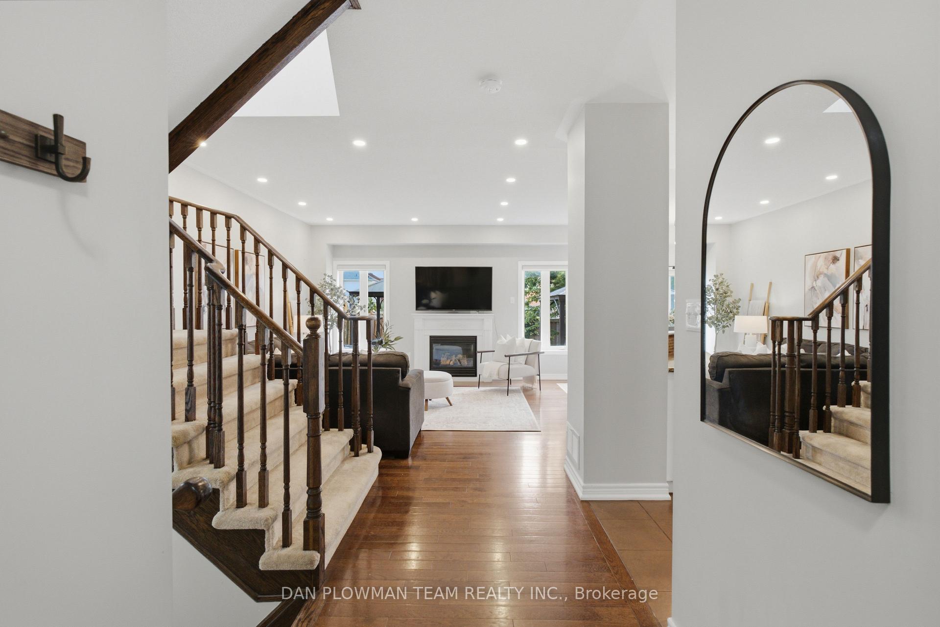 Photo 4 of 1174 Salmers Drive, Oshawa, Taunton — HOMEH