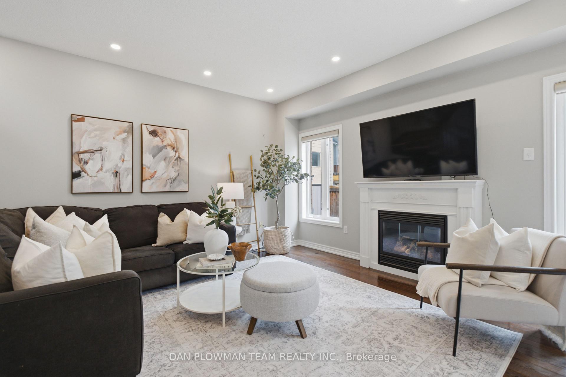 Photo 6 of 1174 Salmers Drive, Oshawa, Taunton — HOMEH