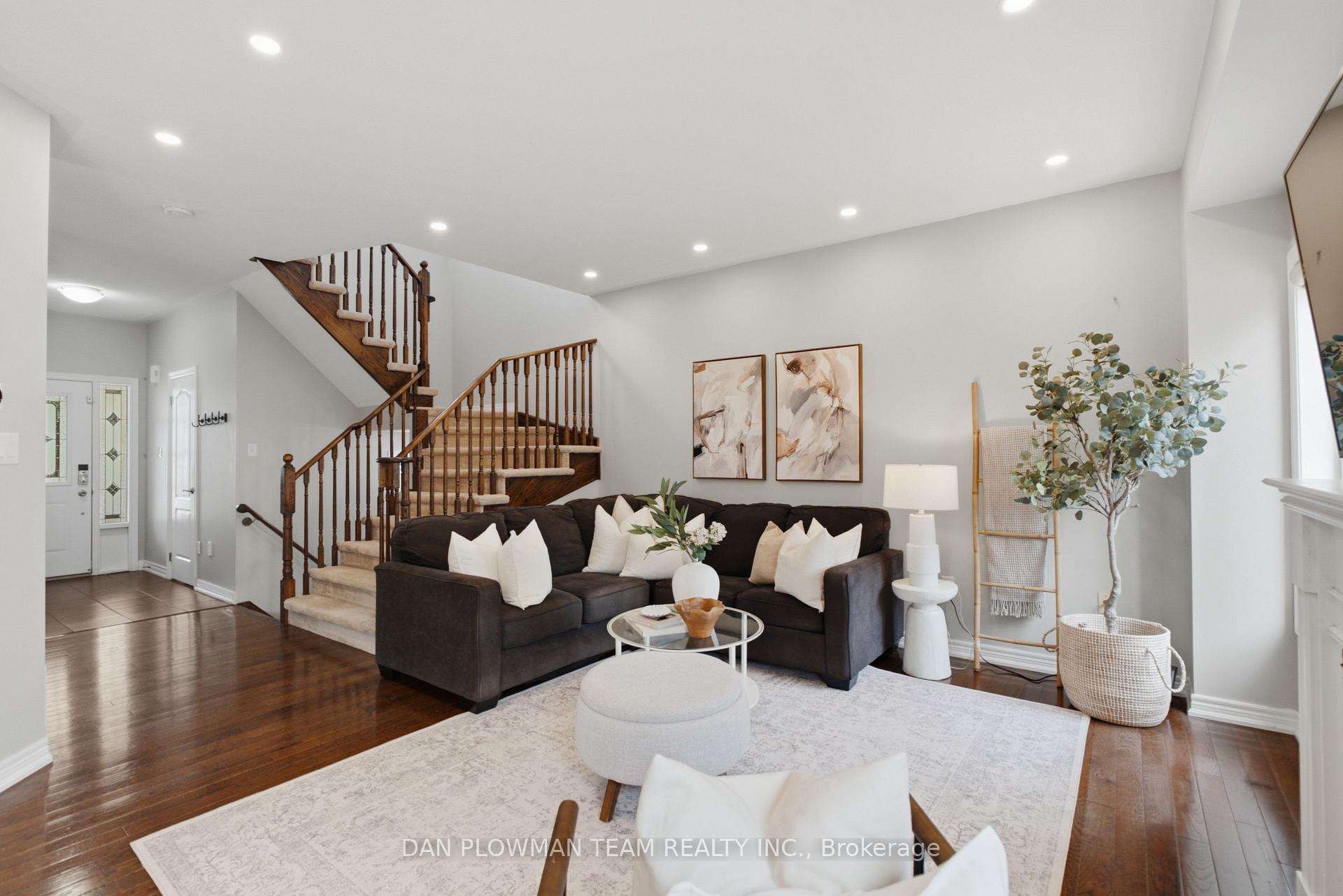 Photo 9 of 1174 Salmers Drive, Oshawa, Taunton — HOMEH