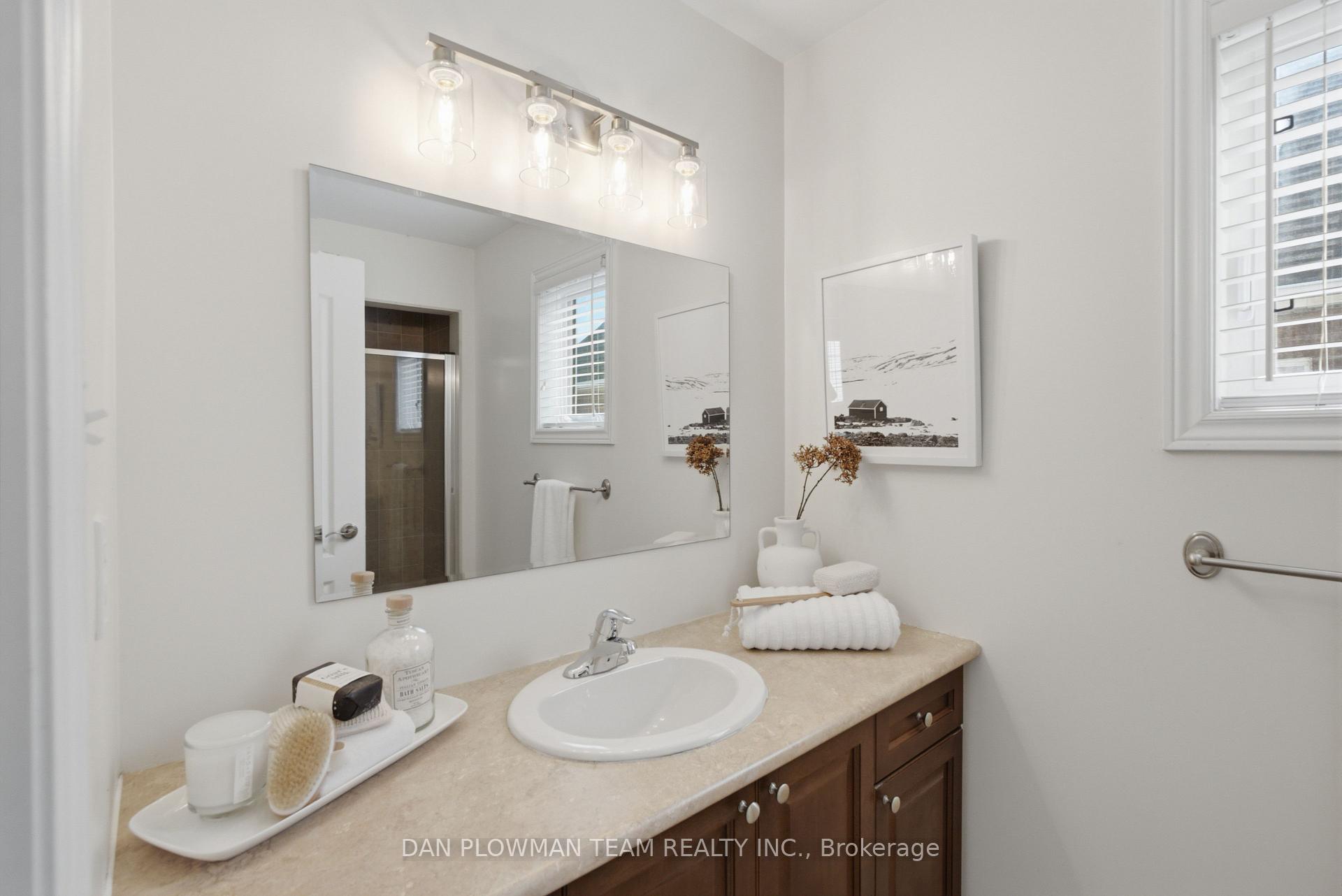 Photo 24 of 1174 Salmers Drive, Oshawa, Taunton — HOMEH