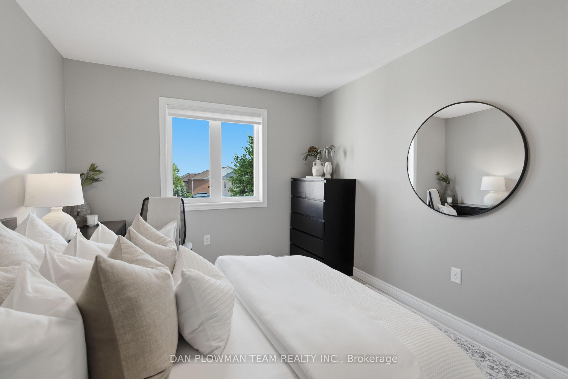 Photo 25 of 1174 Salmers Drive, Oshawa, Taunton — HOMEH