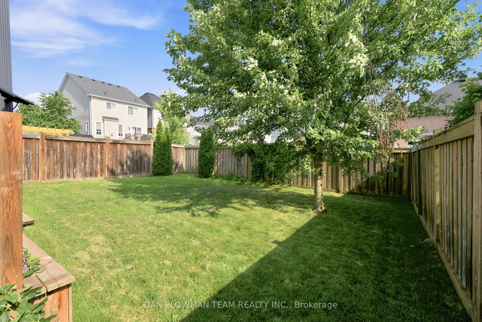 Photo 44 of 1174 Salmers Drive, Oshawa, Taunton — HOMEH