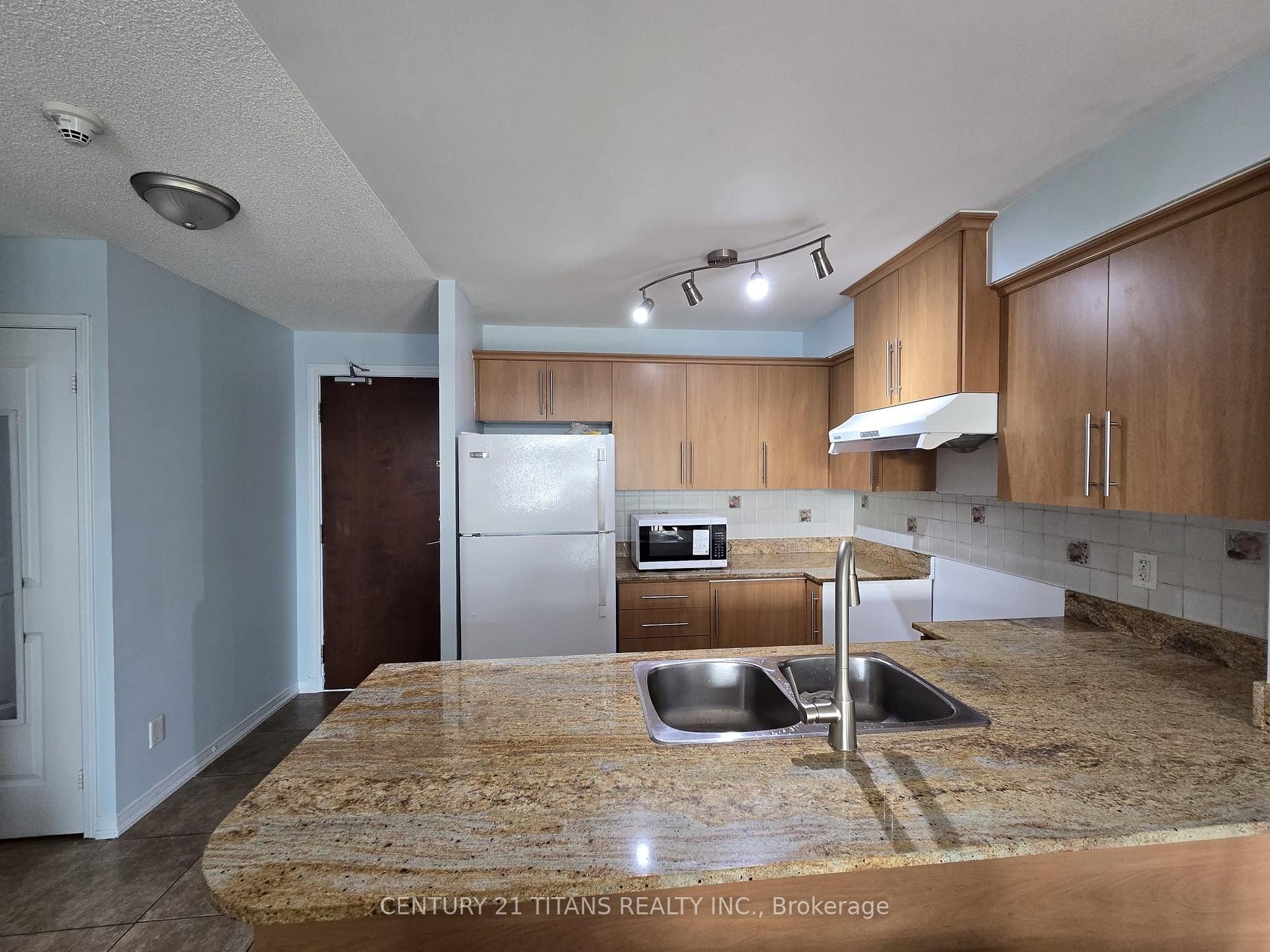 Front of Unit 9F, 8 Rosebank Drive