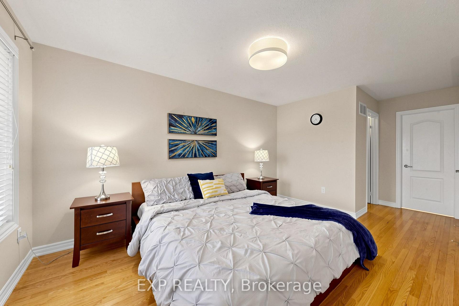 Photo 17 of 27 Hatton Court, Brampton, Credit Valley — HOMEH