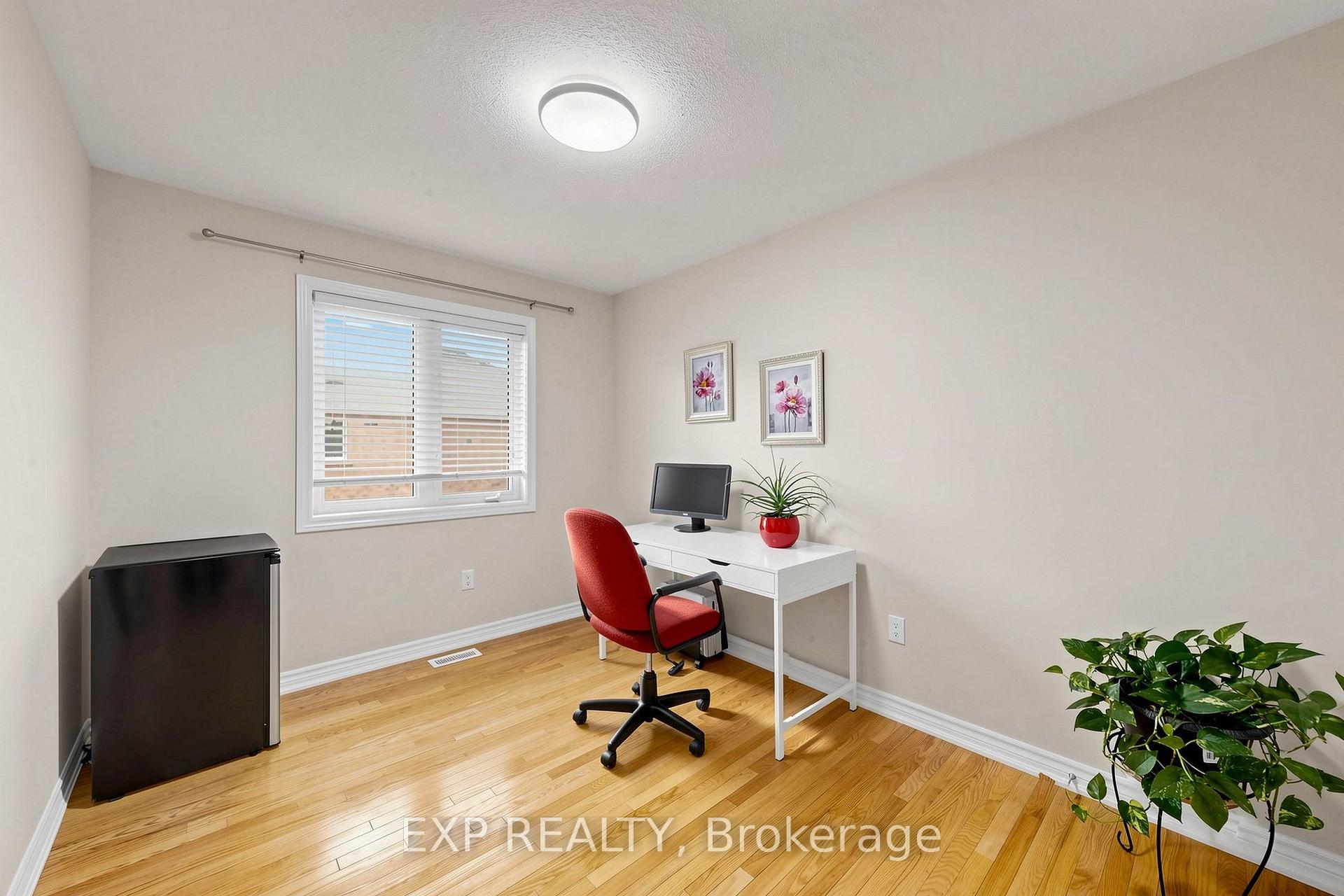Photo 25 of 27 Hatton Court, Brampton, Credit Valley — HOMEH
