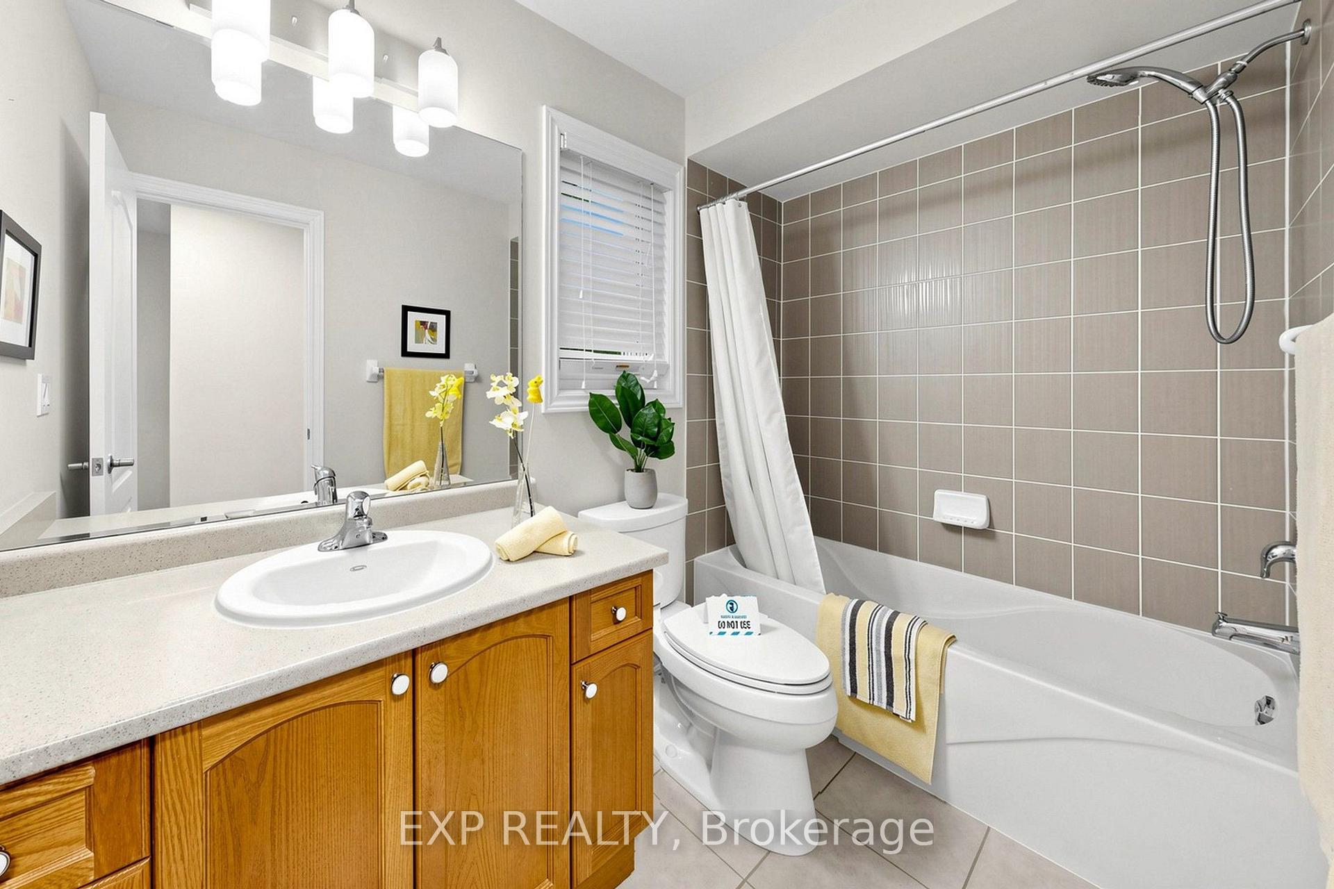 Photo 28 of 27 Hatton Court, Brampton, Credit Valley — HOMEH