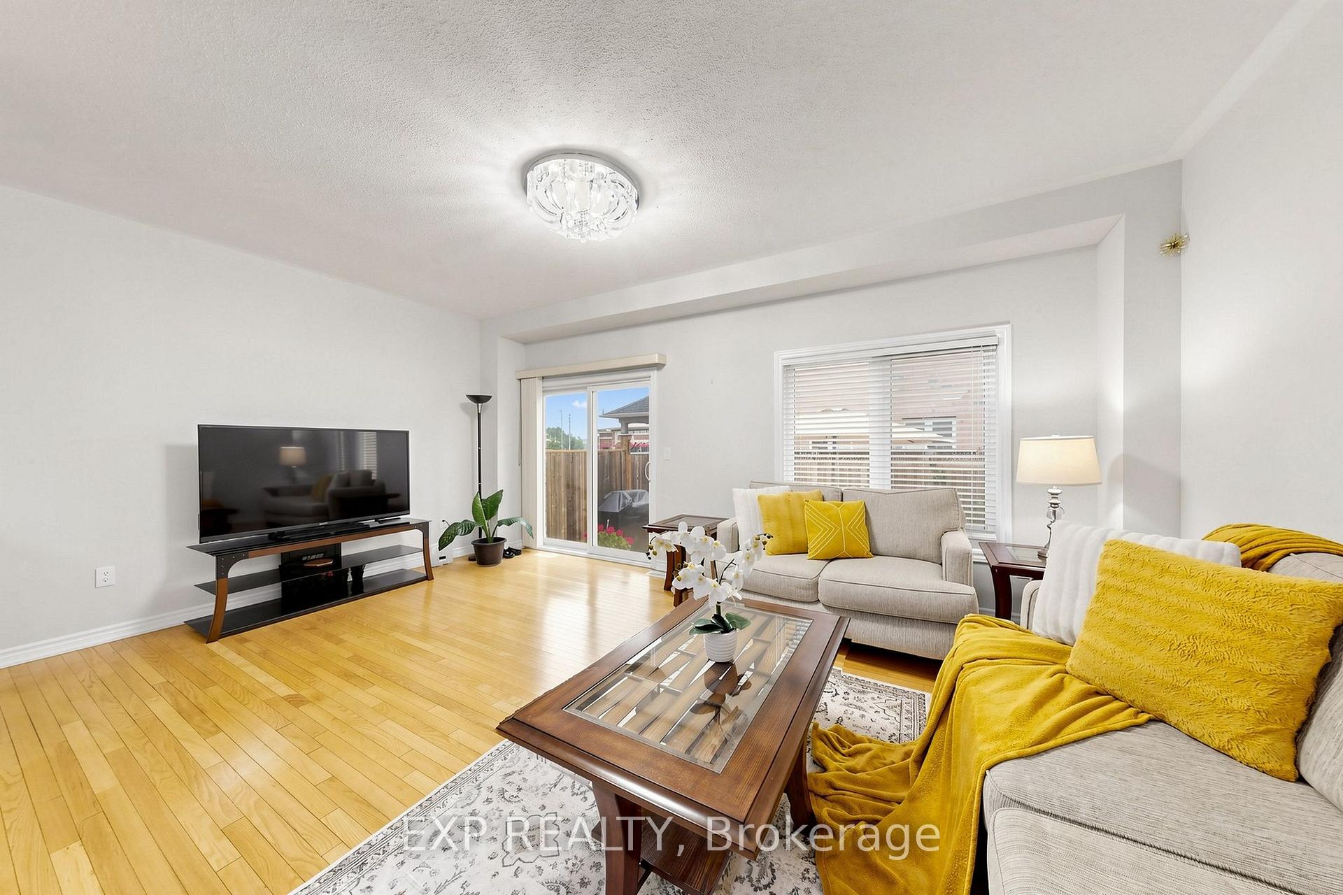 Photo 41 of 27 Hatton Court, Brampton, Credit Valley — HOMEH