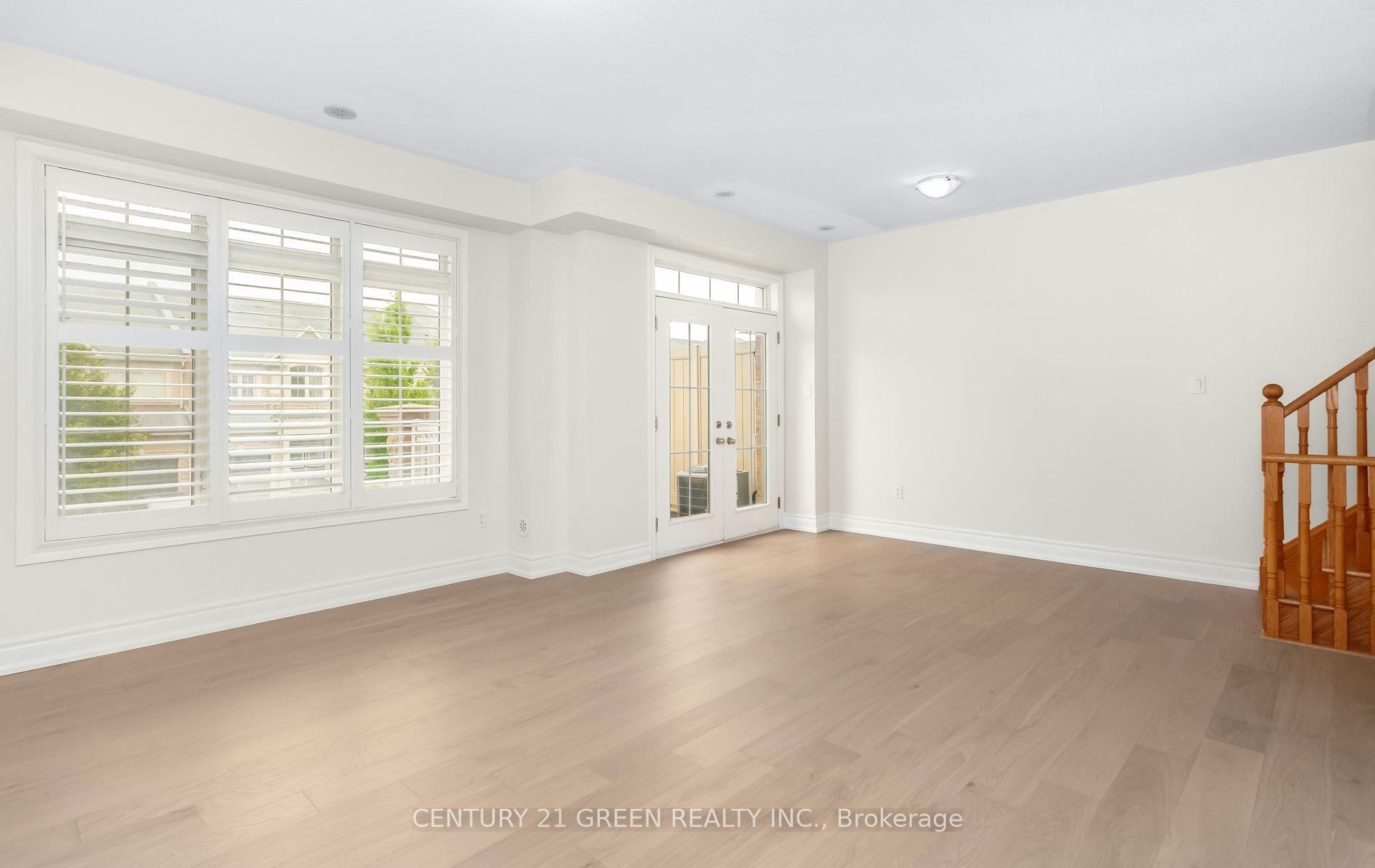 Photo 12 of 2427 Greenwich Drive, Oakville, Westmount — HOMEH