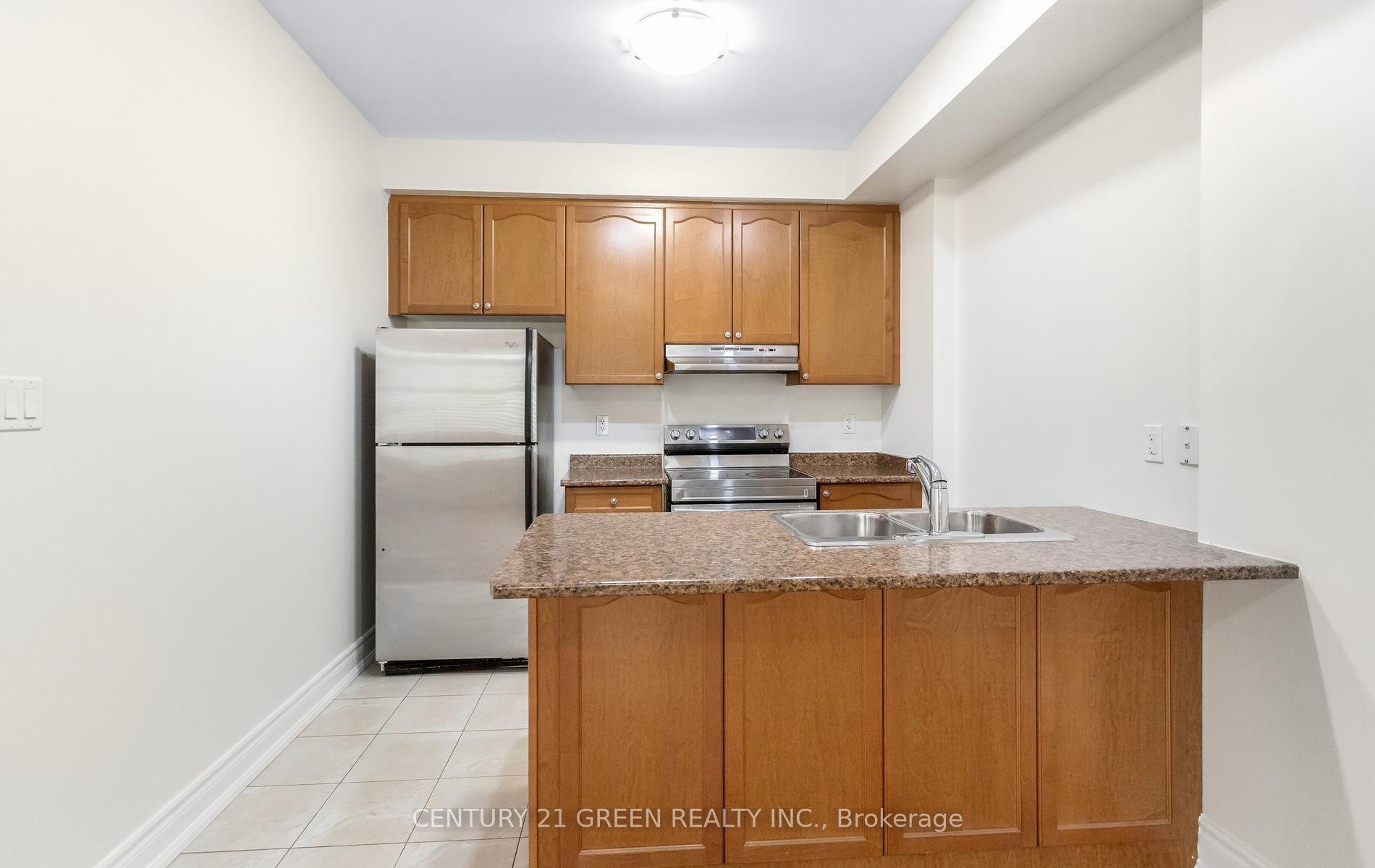 Photo 17 of 2427 Greenwich Drive, Oakville, Westmount — HOMEH