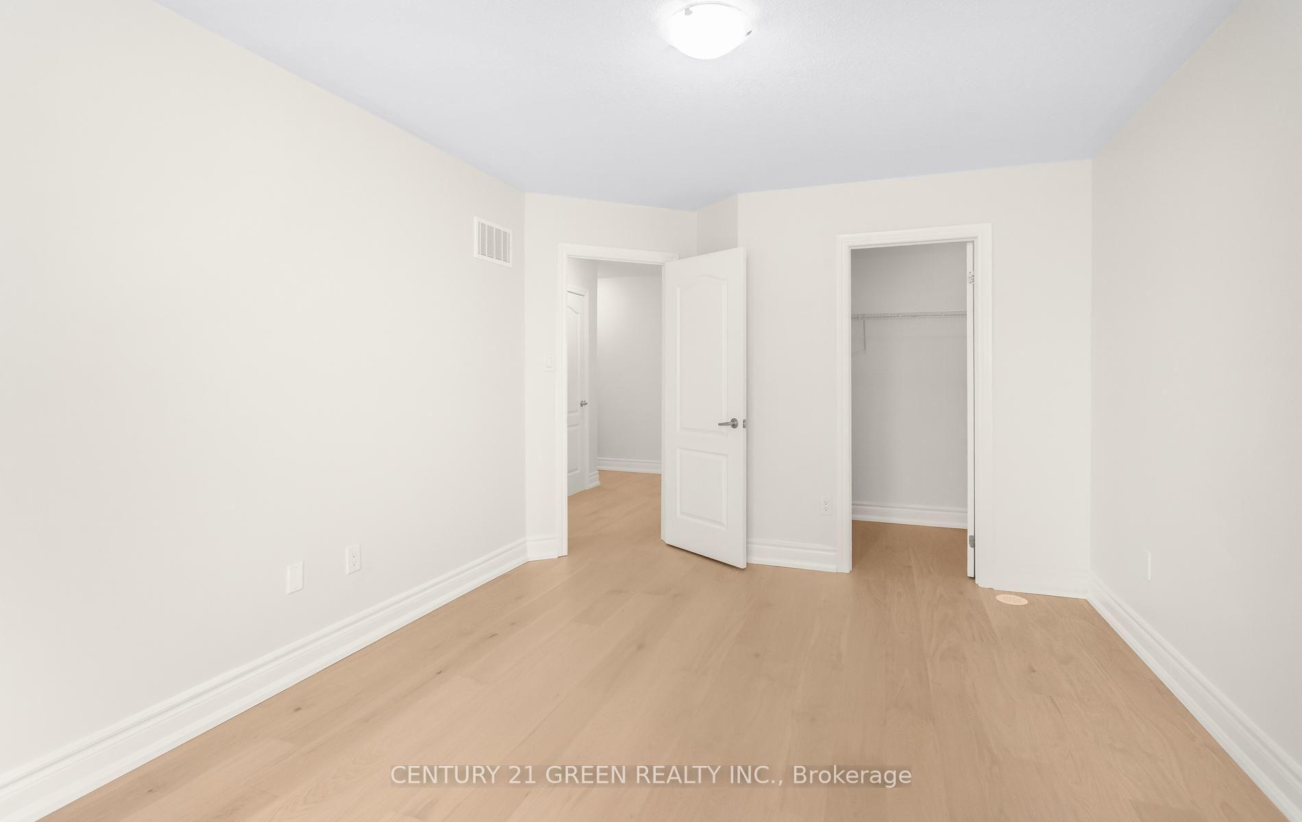 Photo 28 of 2427 Greenwich Drive, Oakville, Westmount — HOMEH