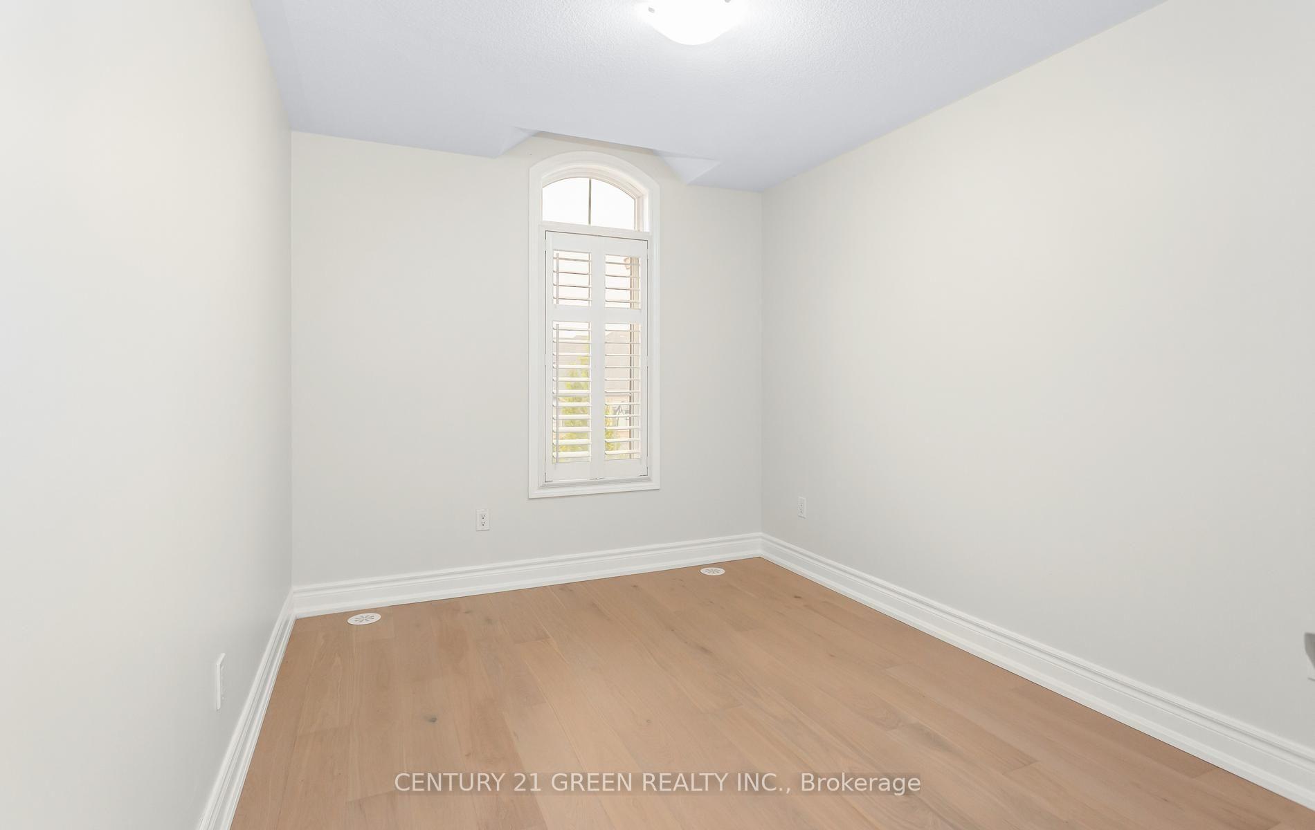 Photo 30 of 2427 Greenwich Drive, Oakville, Westmount — HOMEH