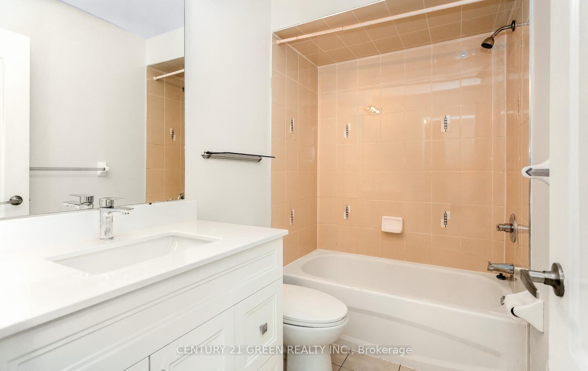 Photo 33 of 2427 Greenwich Drive, Oakville, Westmount — HOMEH