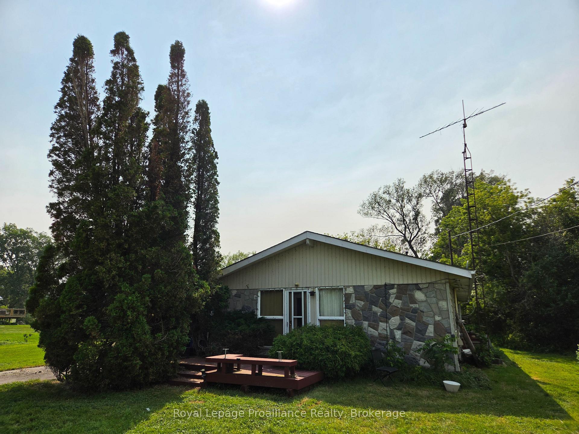 Photo 1 of 311 B County Rd 29, Prince Edward County, Ameliasburg Ward — HOMEH