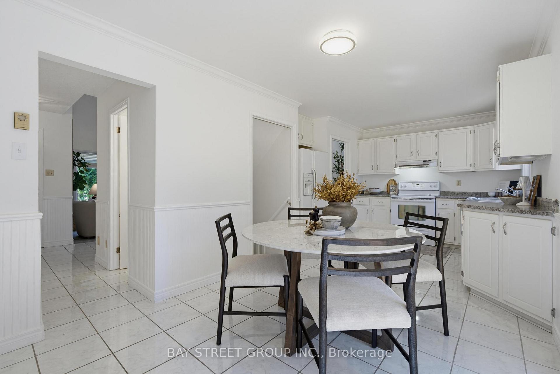 Photo 14 of 172 Chepstow Close, London, North K — HOMEH