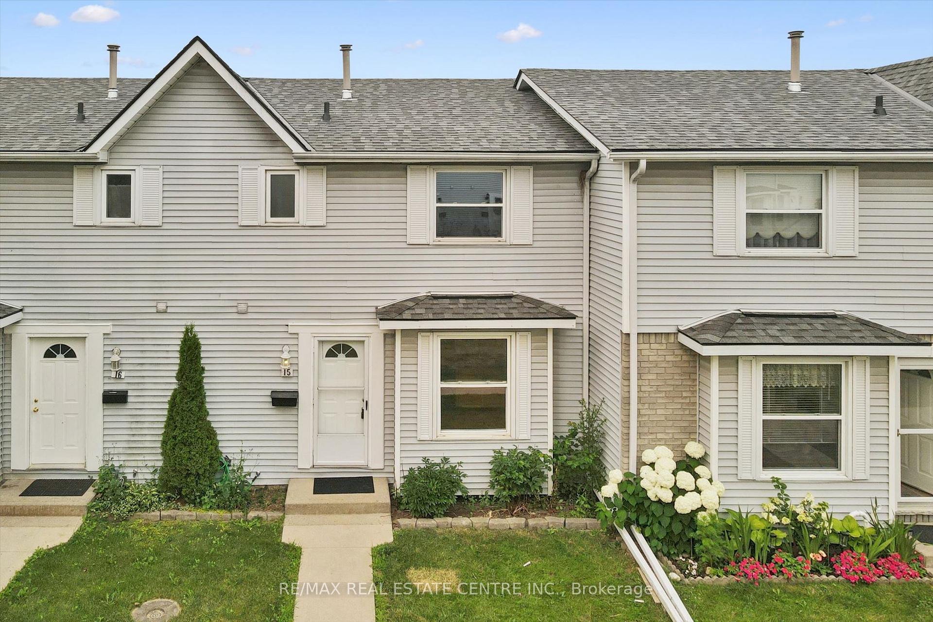 Photo 2 of Unit 15, 265 Williamsburg Road, Kitchener, Laurentian Hills/Country Hills W — HOMEH