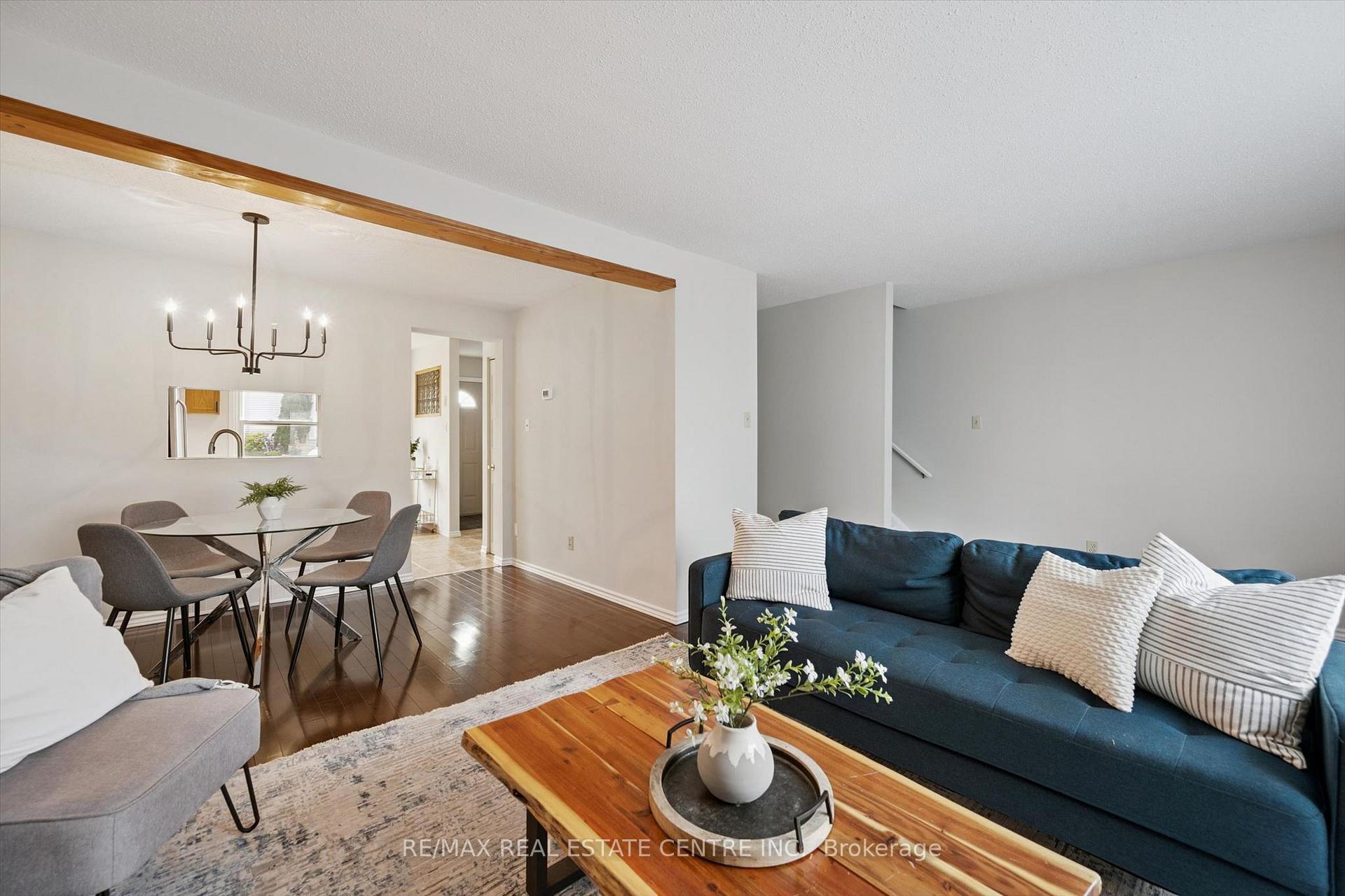 Photo 13 of Unit 15, 265 Williamsburg Road, Kitchener, Laurentian Hills/Country Hills W — HOMEH