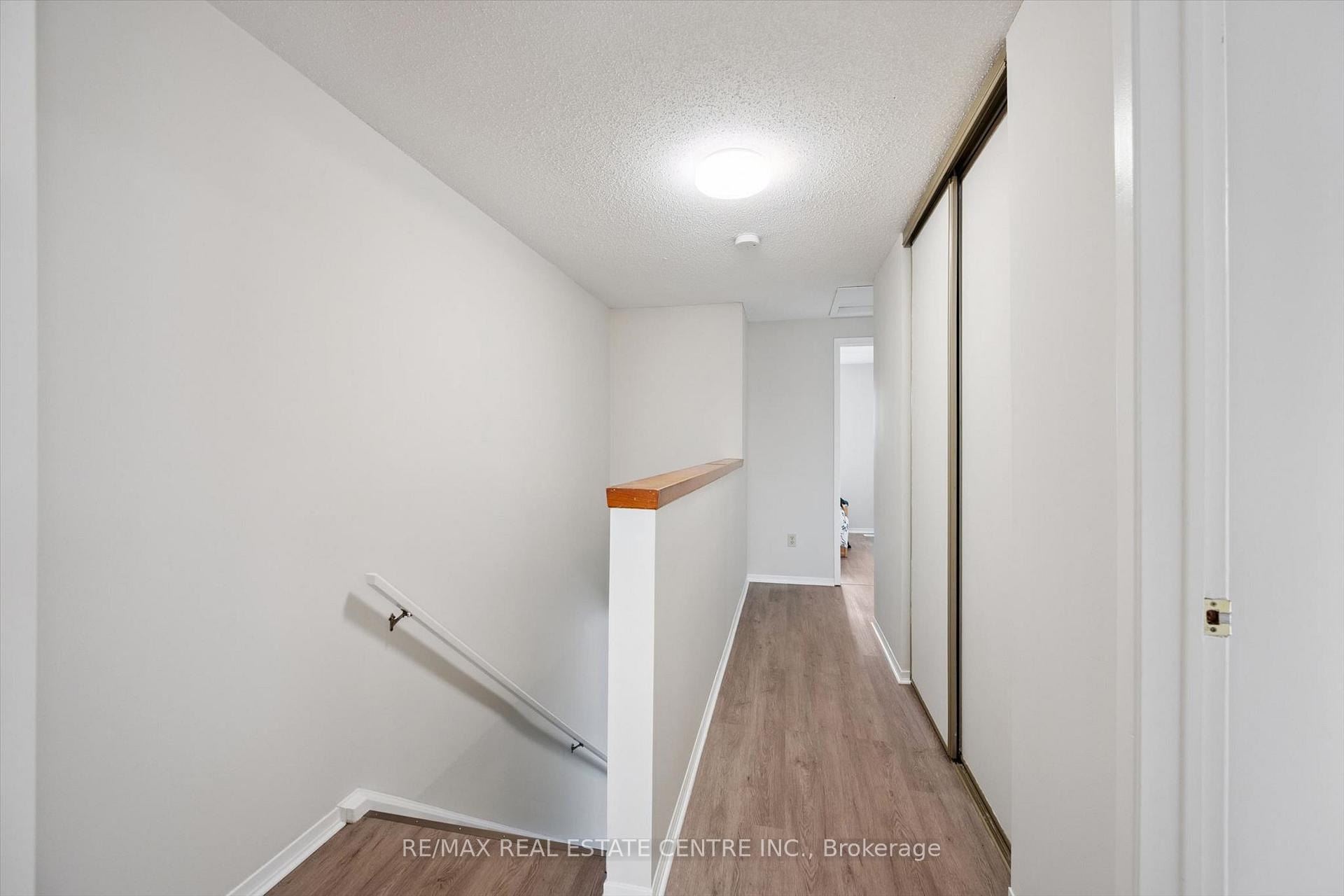 Photo 16 of Unit 15, 265 Williamsburg Road, Kitchener, Laurentian Hills/Country Hills W — HOMEH