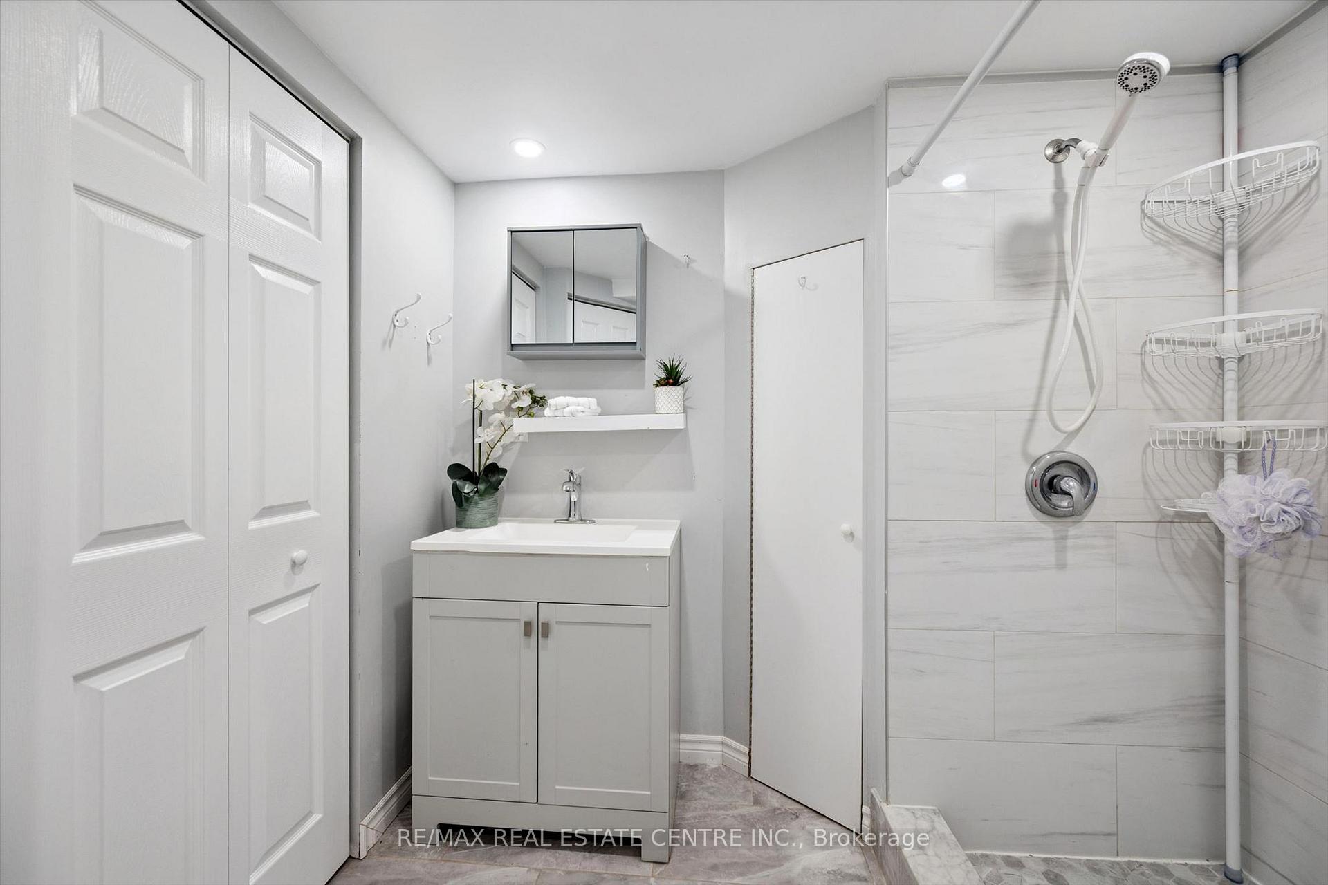 Photo 27 of Unit 15, 265 Williamsburg Road, Kitchener, Laurentian Hills/Country Hills W — HOMEH