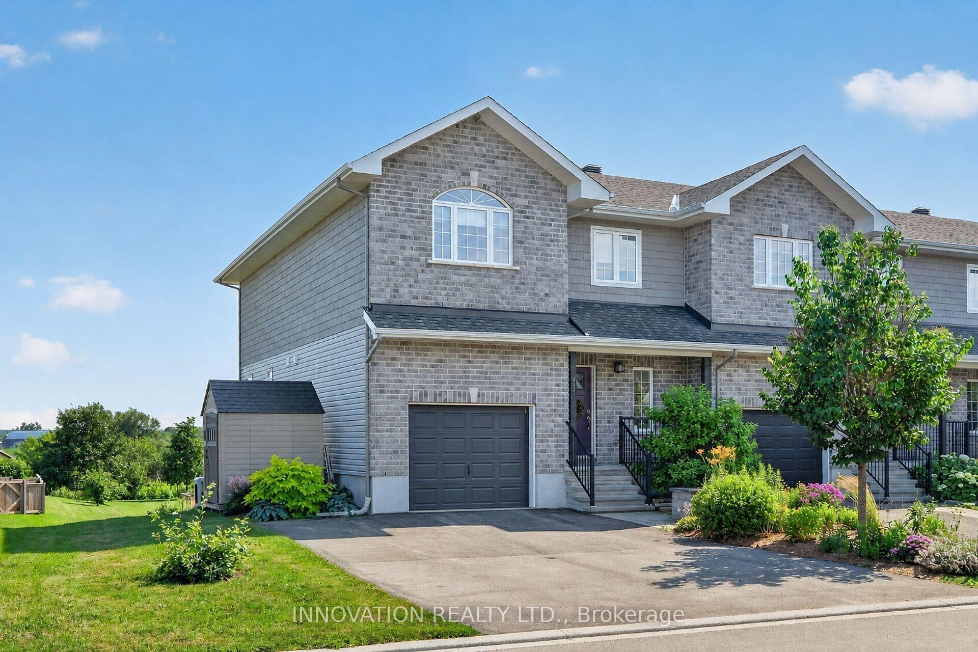Photo 1 of 657 Meadowridge Circle, Ottawa, Carp — HOMEH