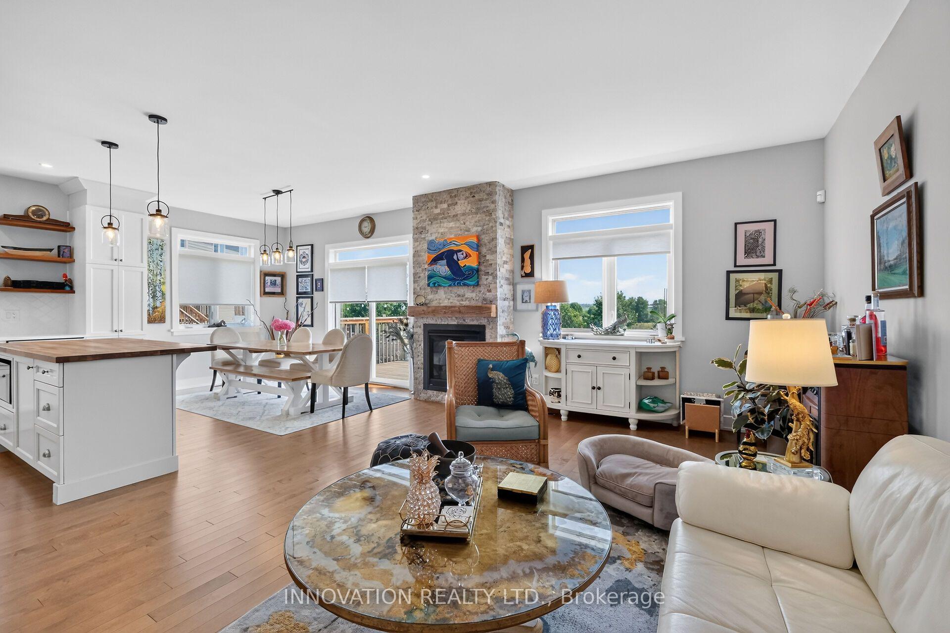 Photo 8 of 657 Meadowridge Circle, Ottawa, Carp — HOMEH