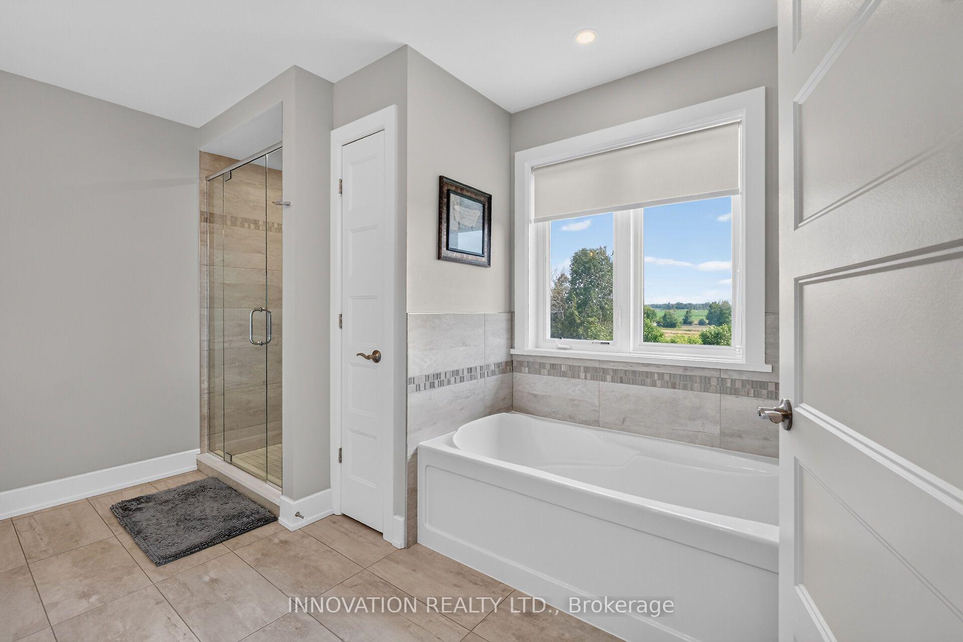Photo 25 of 657 Meadowridge Circle, Ottawa, Carp — HOMEH