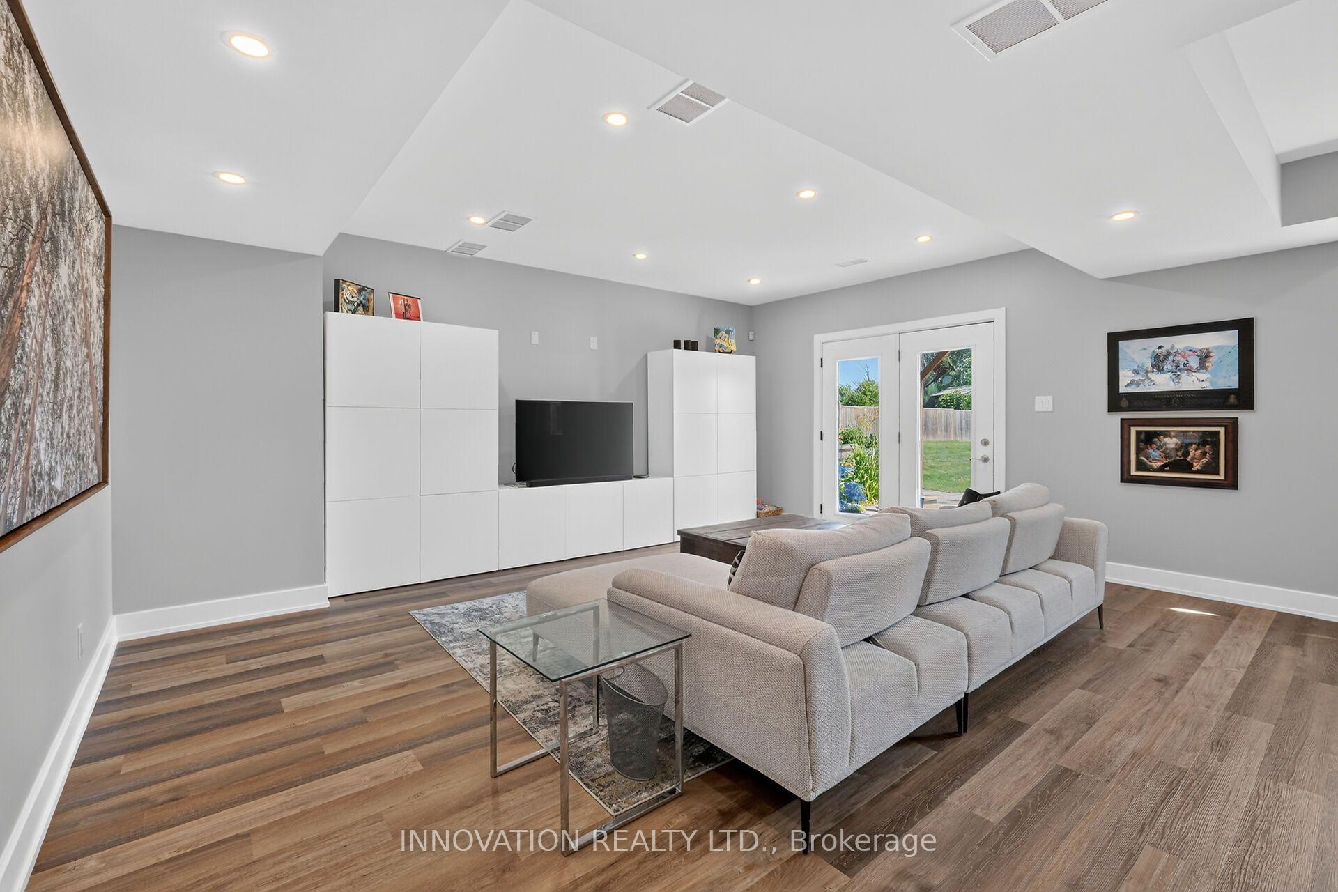 Photo 30 of 657 Meadowridge Circle, Ottawa, Carp — HOMEH
