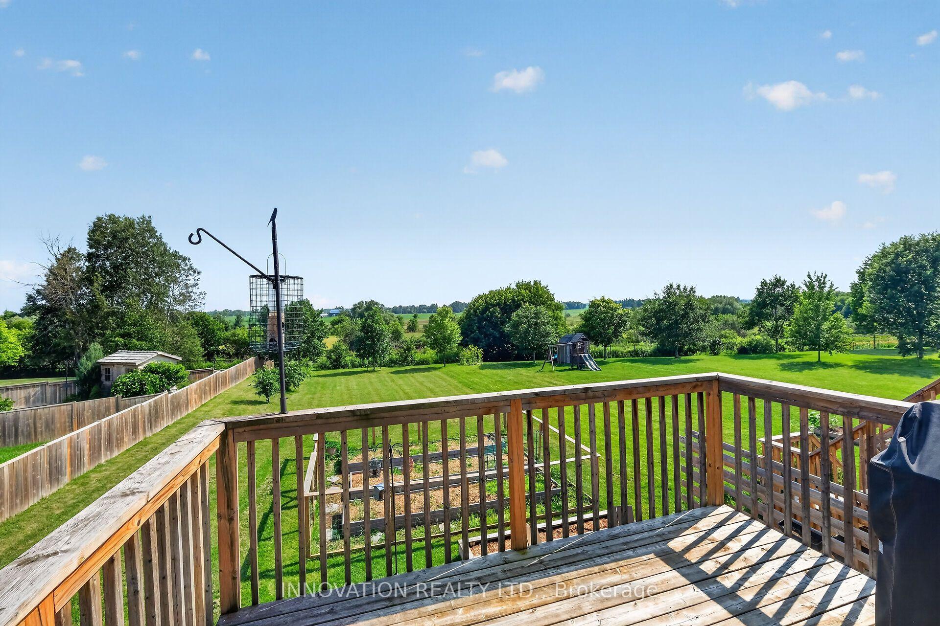 Photo 35 of 657 Meadowridge Circle, Ottawa, Carp — HOMEH