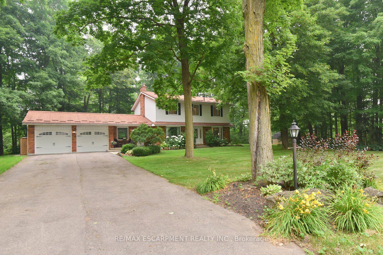 Photo 5 of 421 8th Concession Road E, Hamilton, Rural Flamborough — HOMEH