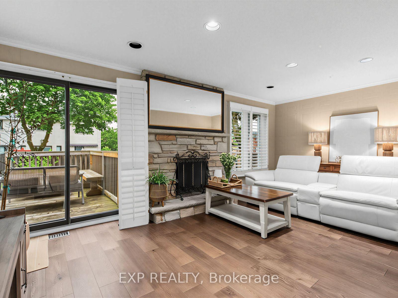 Photo 8 of 129 Franklin Avenue, Vaughan, Crestwood-Springfarm-Yorkhill — HOMEH