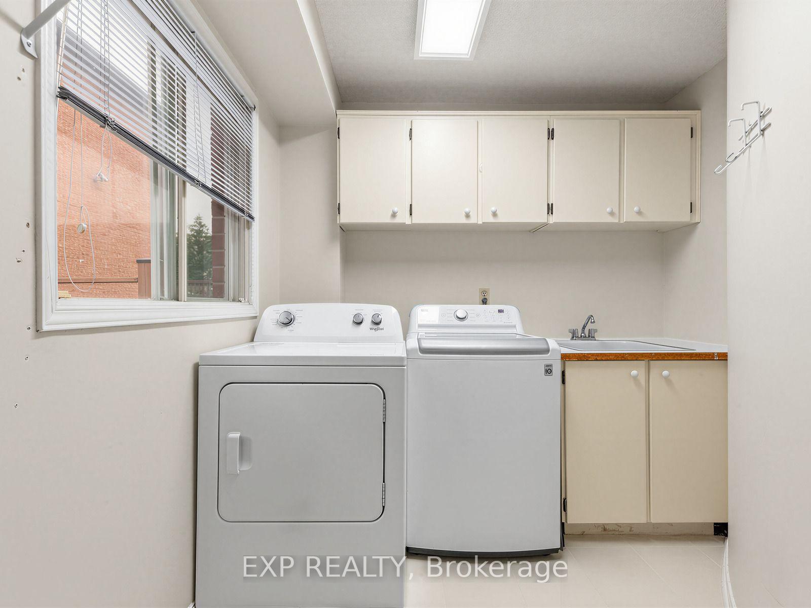 Photo 14 of 129 Franklin Avenue, Vaughan, Crestwood-Springfarm-Yorkhill — HOMEH