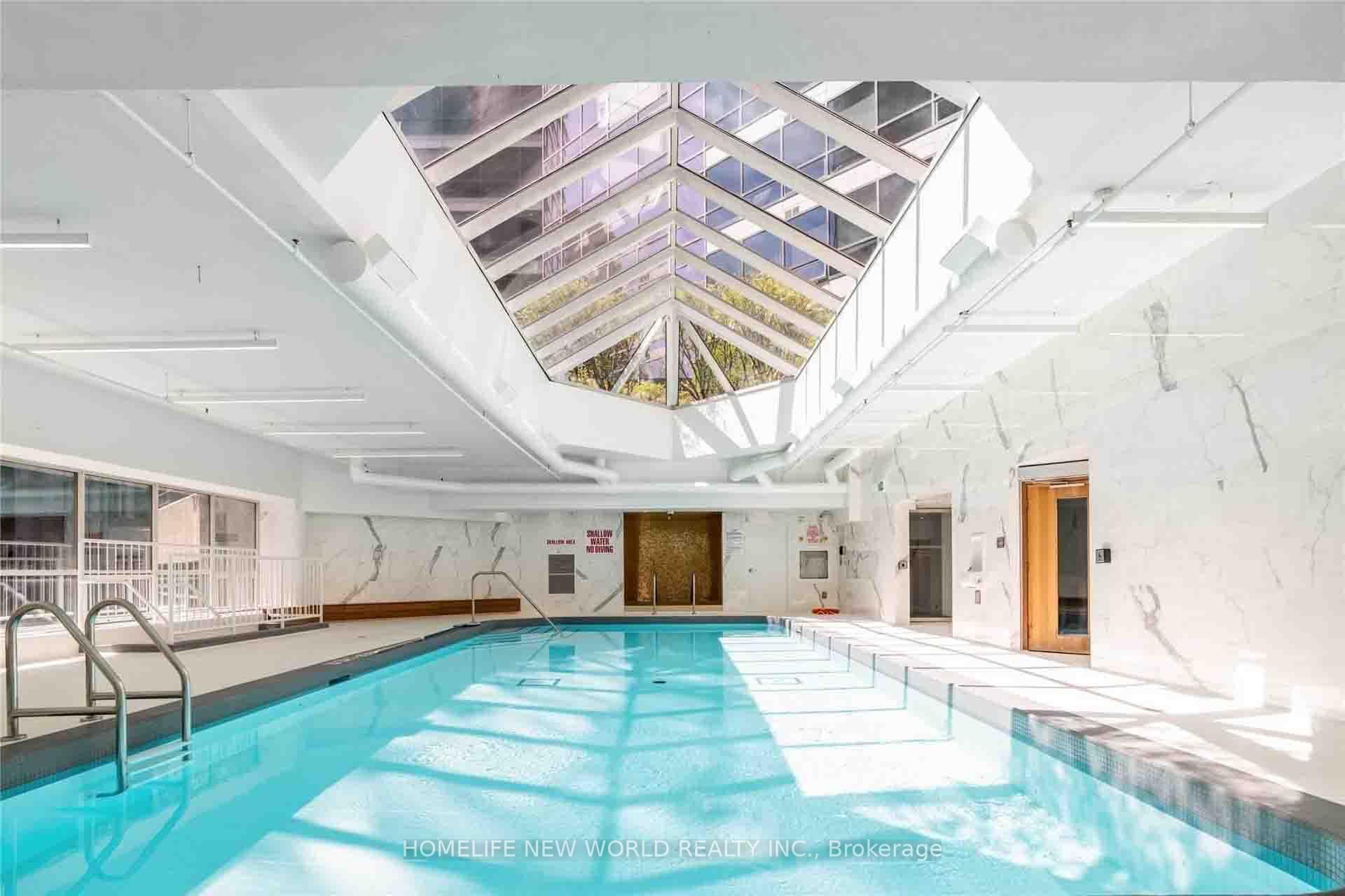 Photo 16 of Unit 2012, 1001 Bay Street, Toronto, Bay Street Corridor — HOMEH