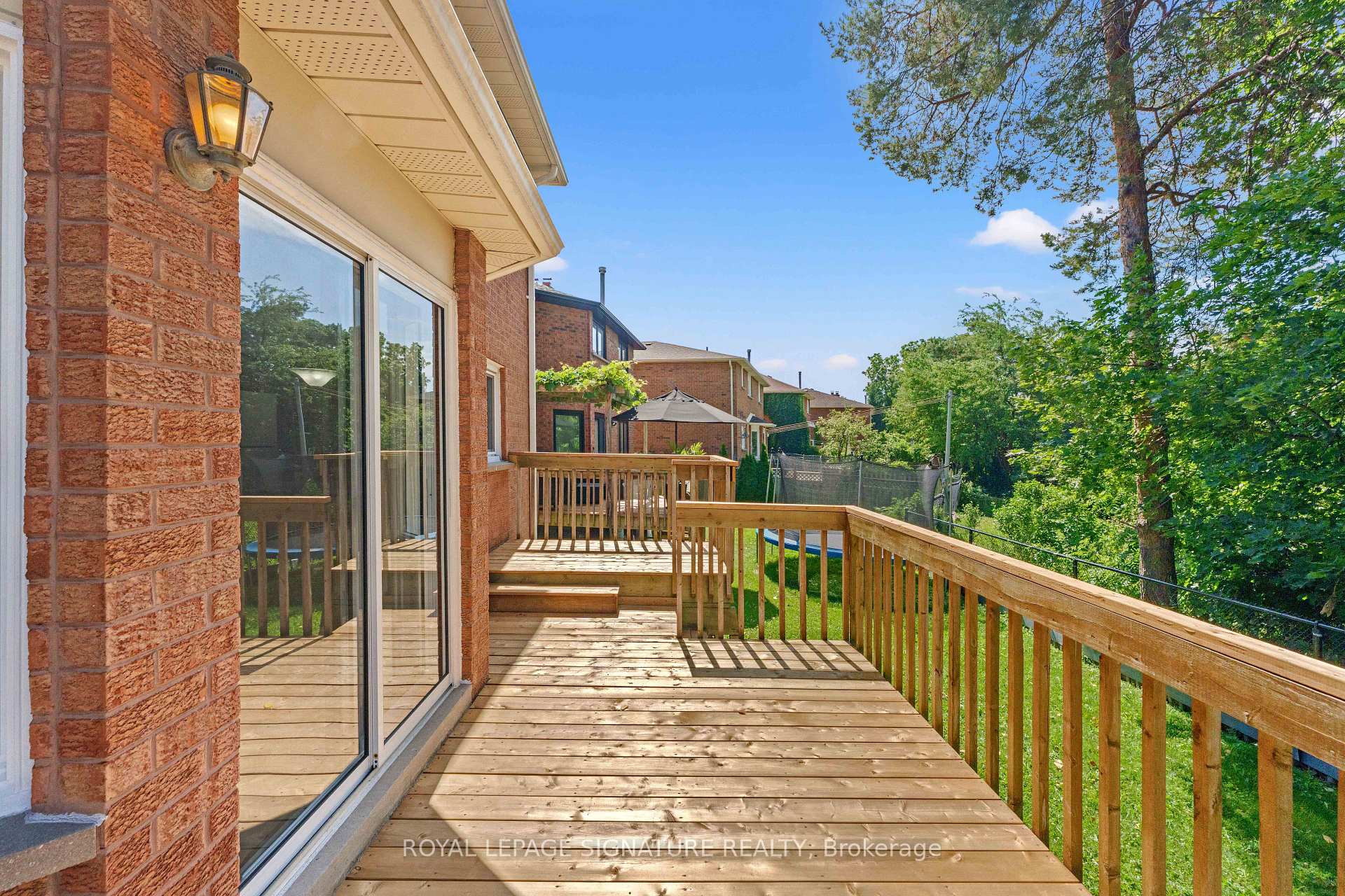 Photo 19 of 36 Jason Street, Vaughan, Brownridge — HOMEH