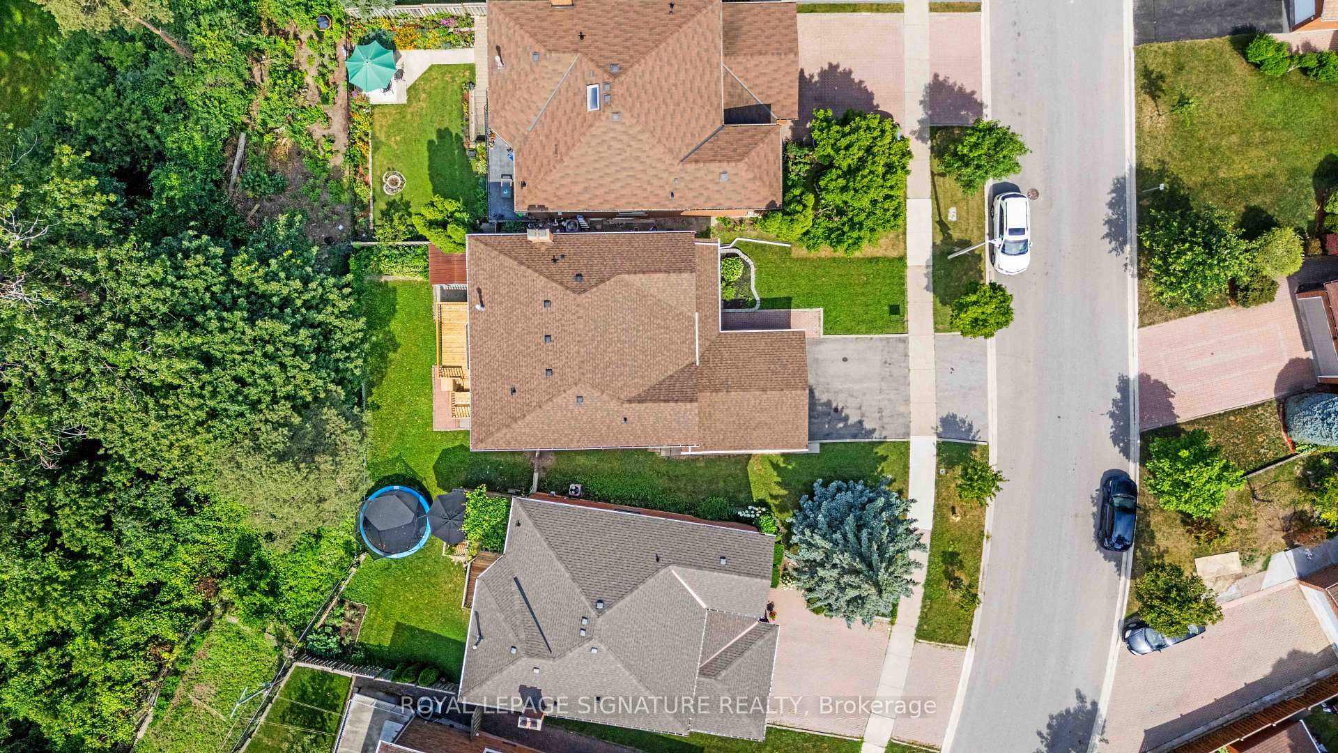 Photo 27 of 36 Jason Street, Vaughan, Brownridge — HOMEH