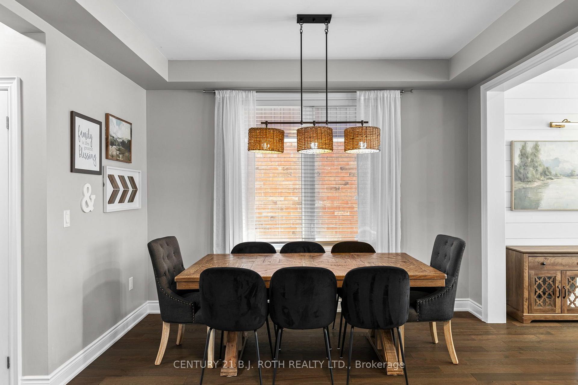 Photo 5 of 3015 Annalysse Drive, Orillia — HOMEH