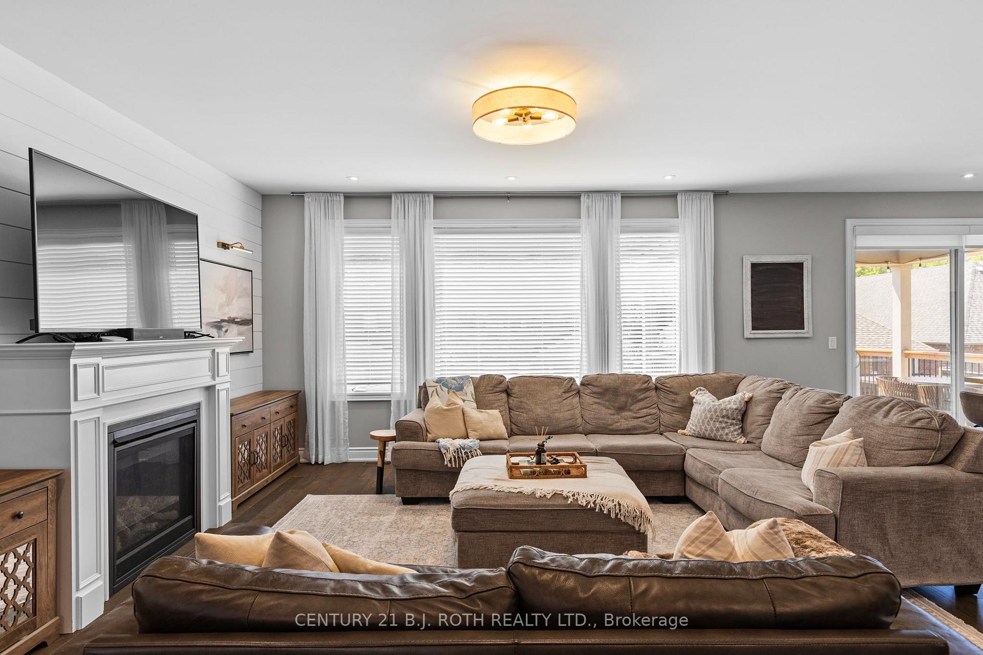 Photo 7 of 3015 Annalysse Drive, Orillia — HOMEH