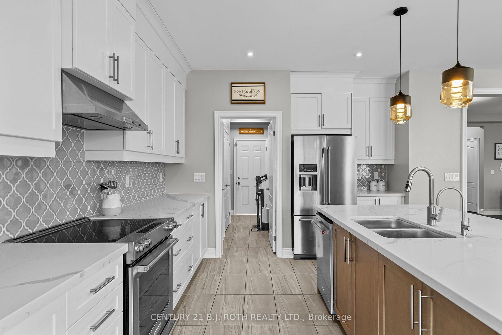 Photo 11 of 3015 Annalysse Drive, Orillia — HOMEH
