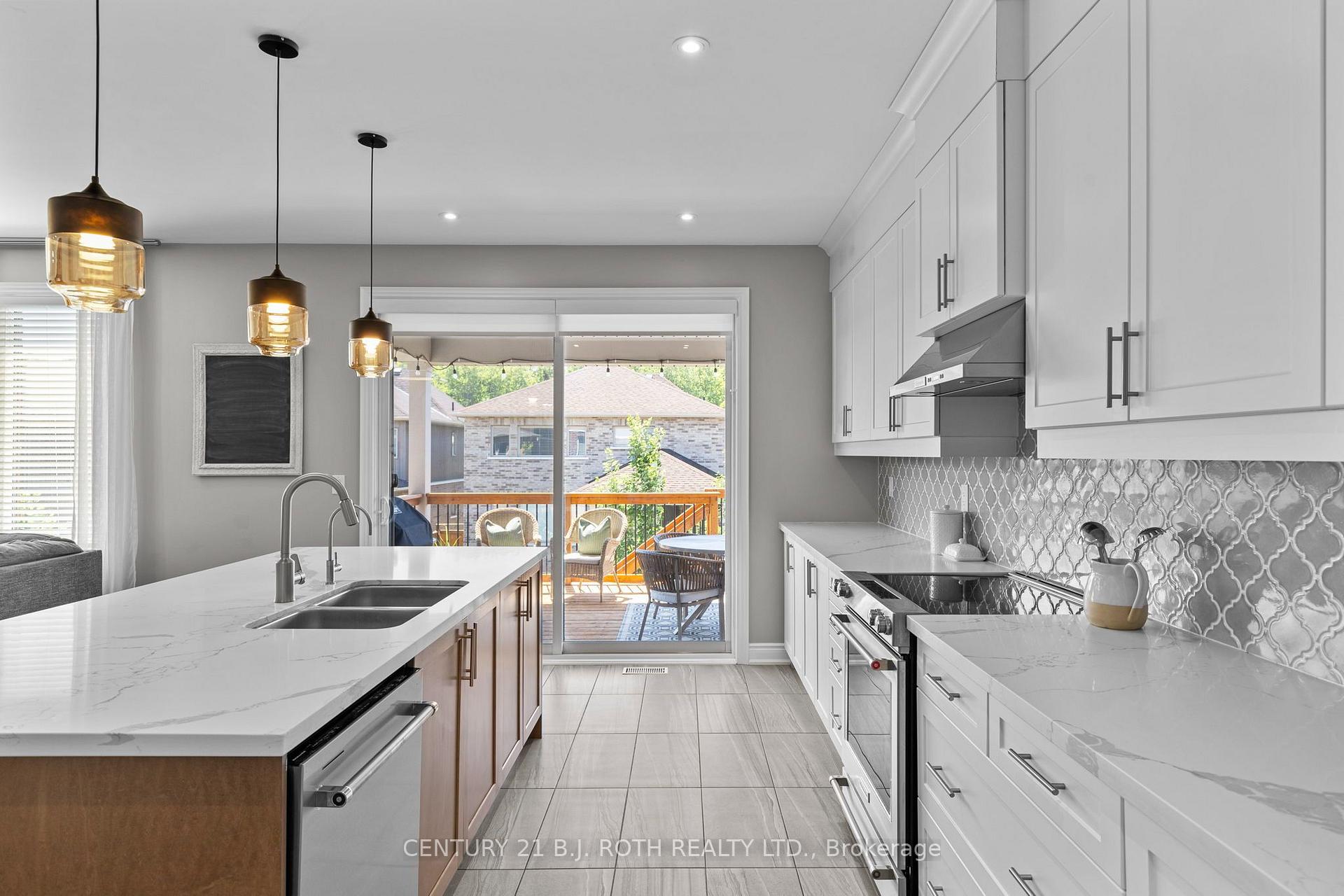 Photo 12 of 3015 Annalysse Drive, Orillia — HOMEH
