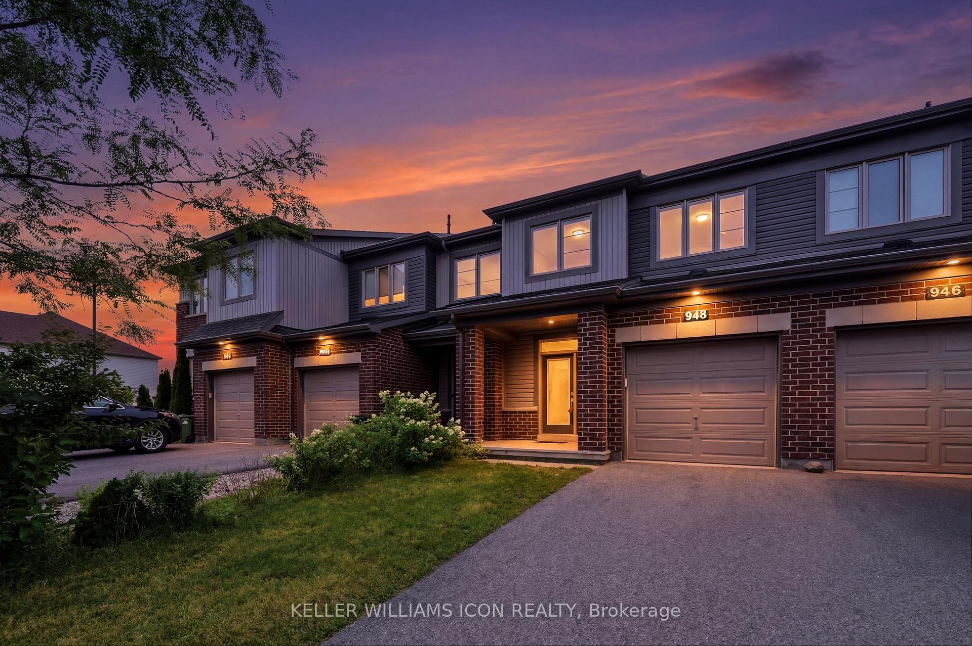 Front of 948 Kilbirnie Drive