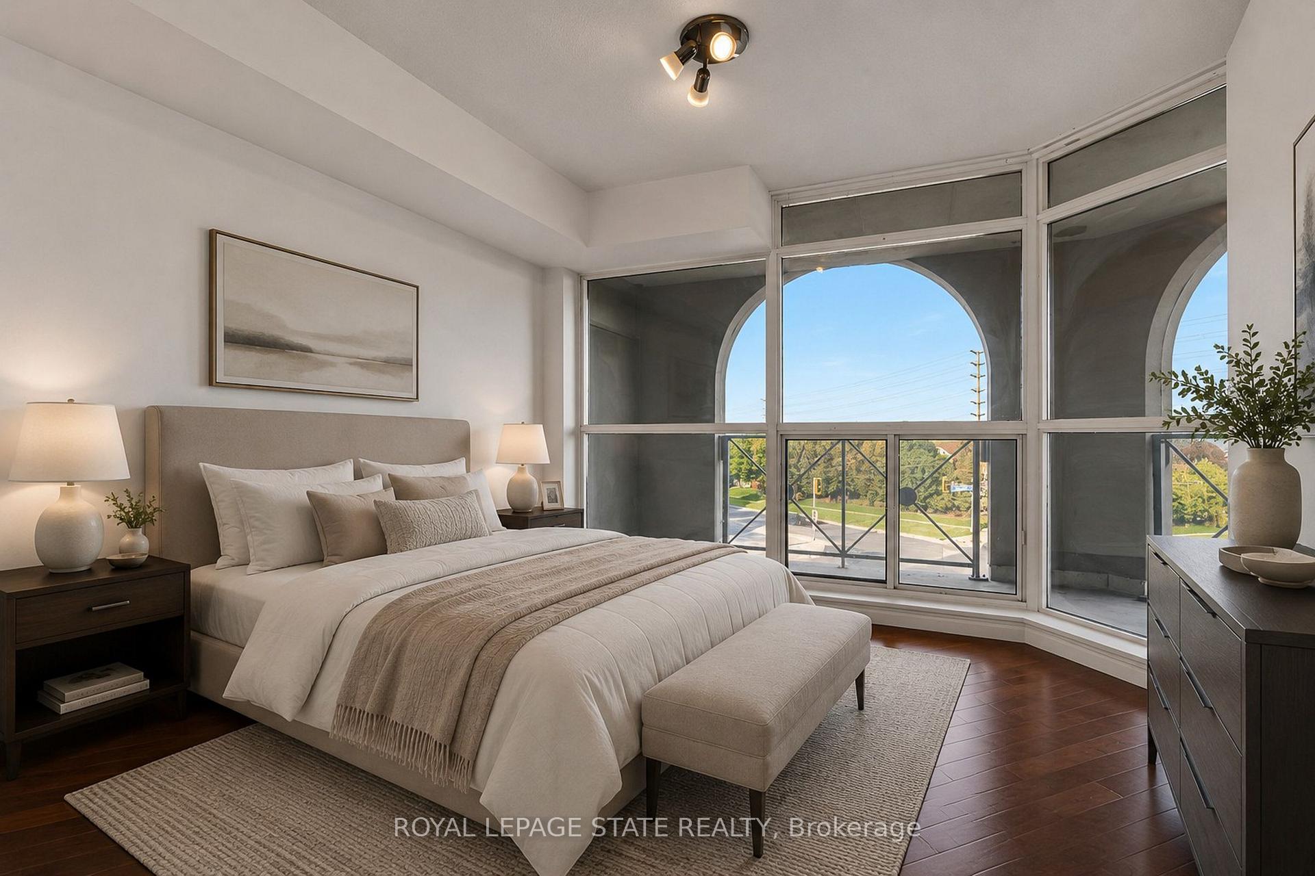 Photo 13 of Unit 301, 220 Forum Drive, Mississauga, Hurontario — HOMEH