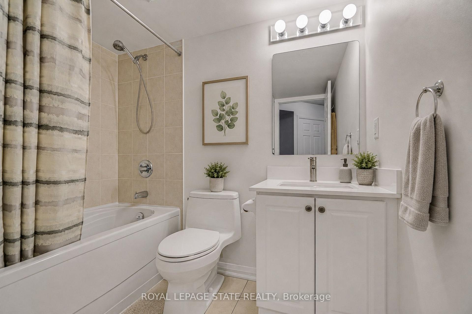 Photo 17 of Unit 301, 220 Forum Drive, Mississauga, Hurontario — HOMEH