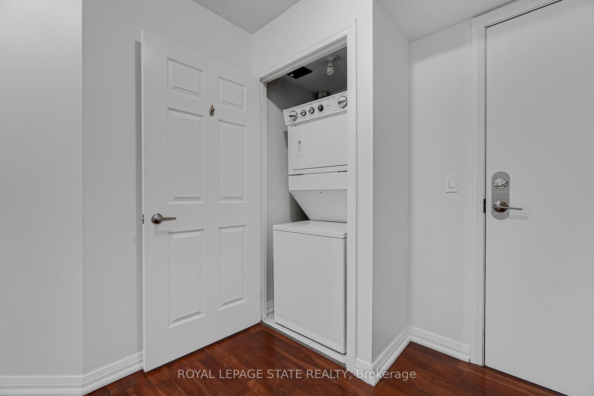 Photo 18 of Unit 301, 220 Forum Drive, Mississauga, Hurontario — HOMEH