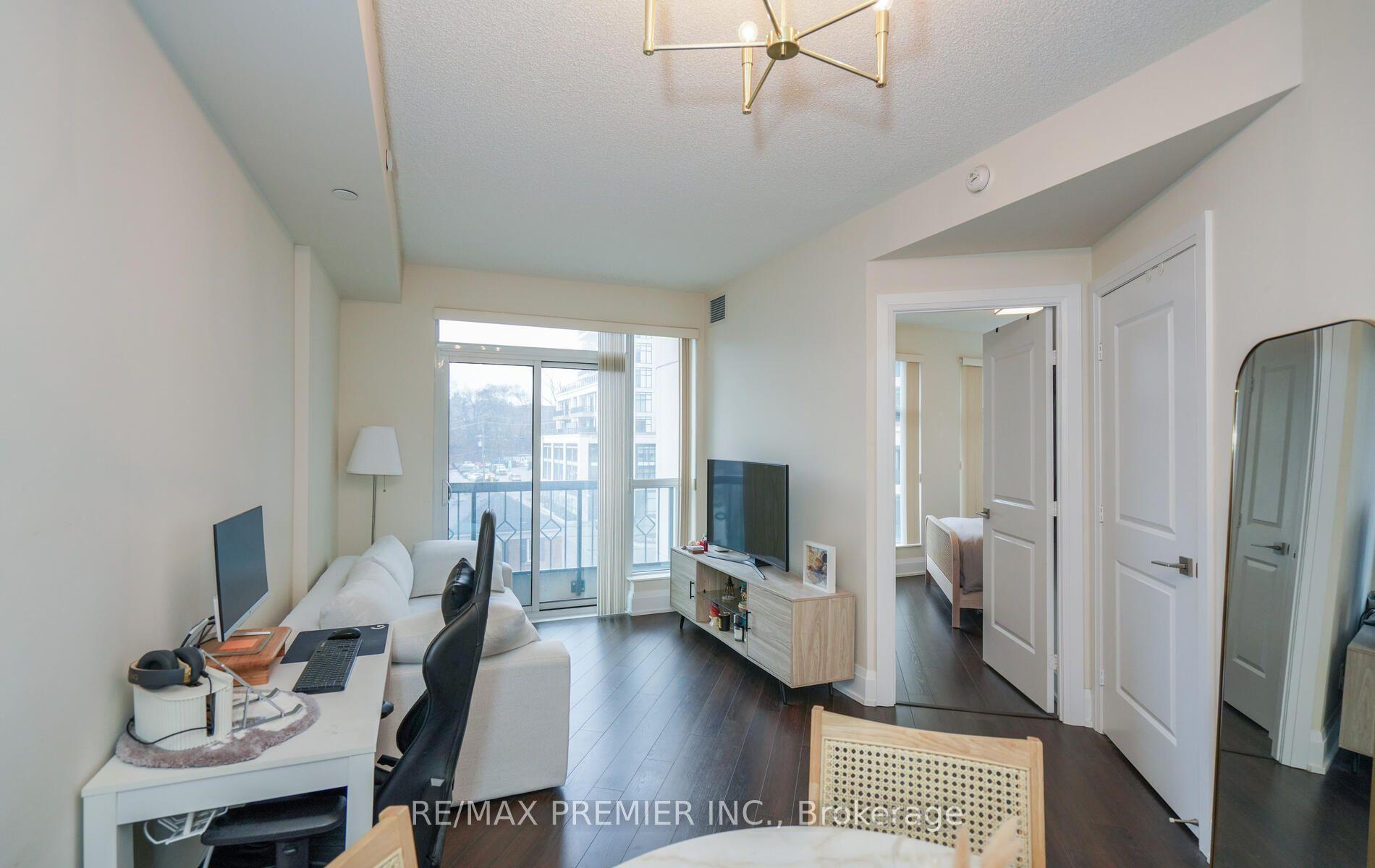Photo 8 of Unit 303, 2 Old Mill Drive, Toronto, High Park-Swansea — HOMEH