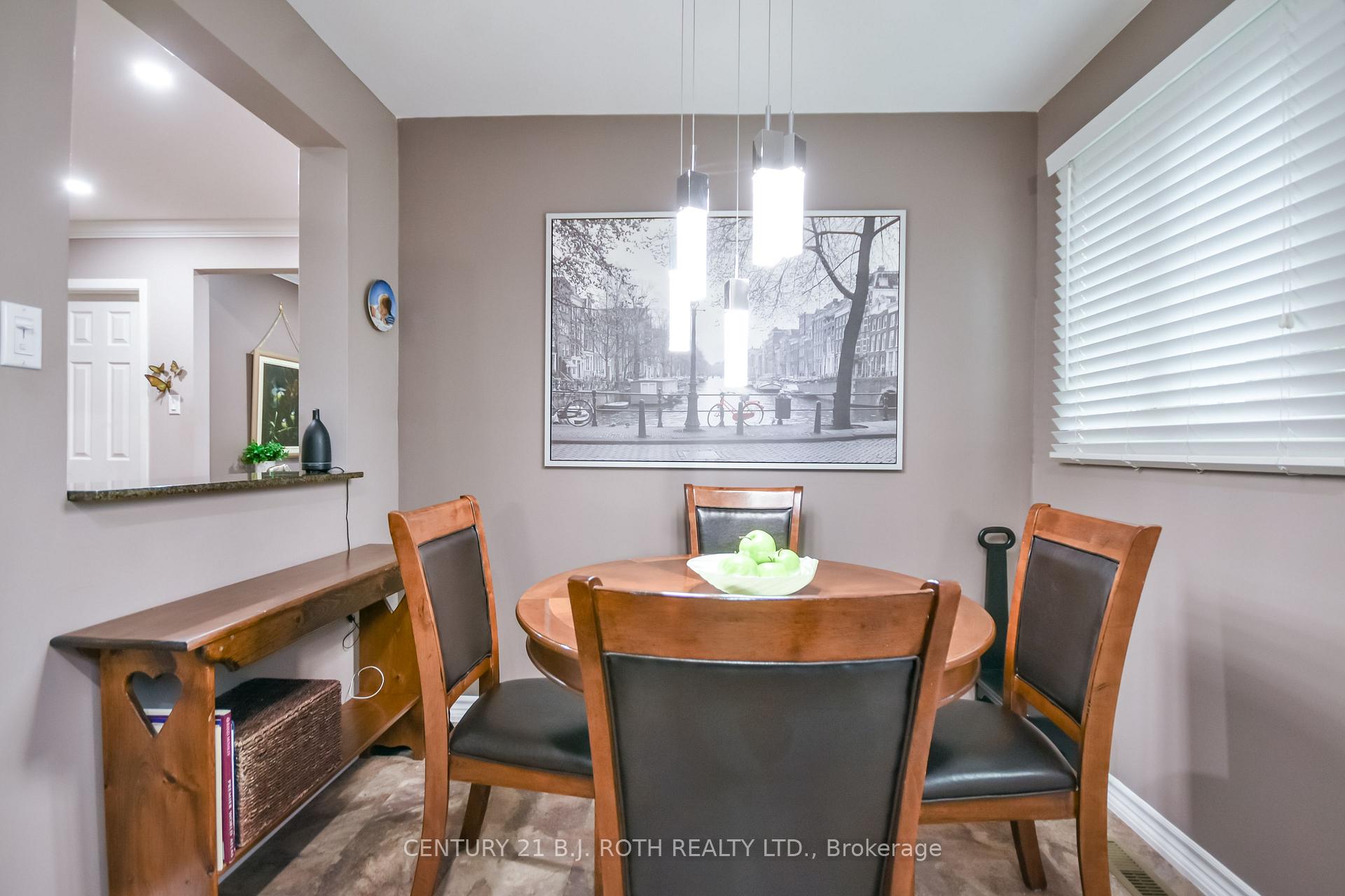 Photo 16 of 139 Kozlov Street, Barrie, Sunnidale — HOMEH